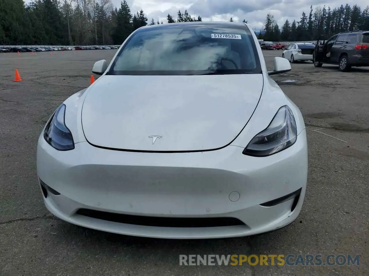 5 fotografías del automóvil dañado 7SAYGDEF4NF518109 TESLA MODEL Y 2022
