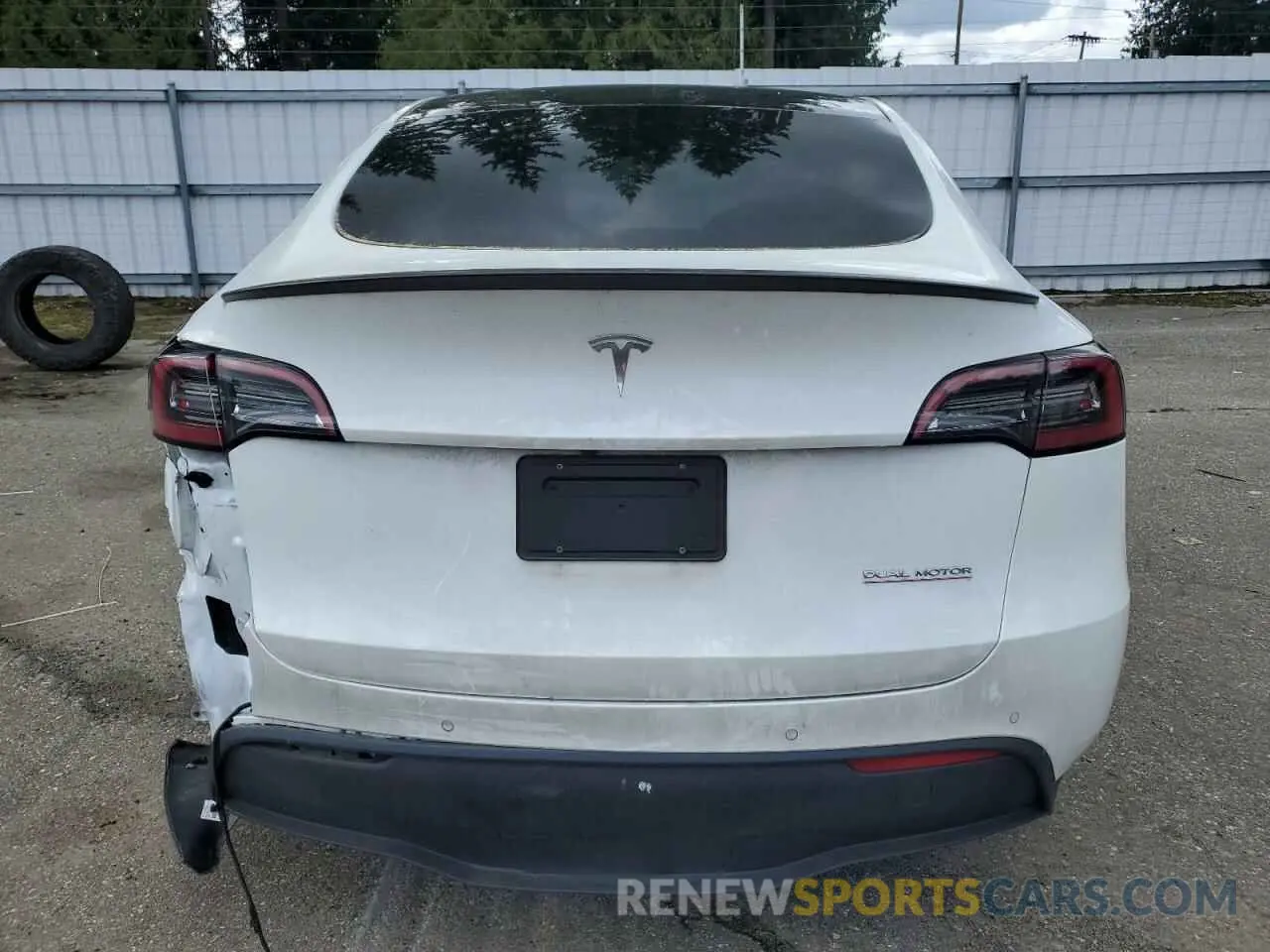 6 fotografías del automóvil dañado 7SAYGDEF4NF518109 TESLA MODEL Y 2022