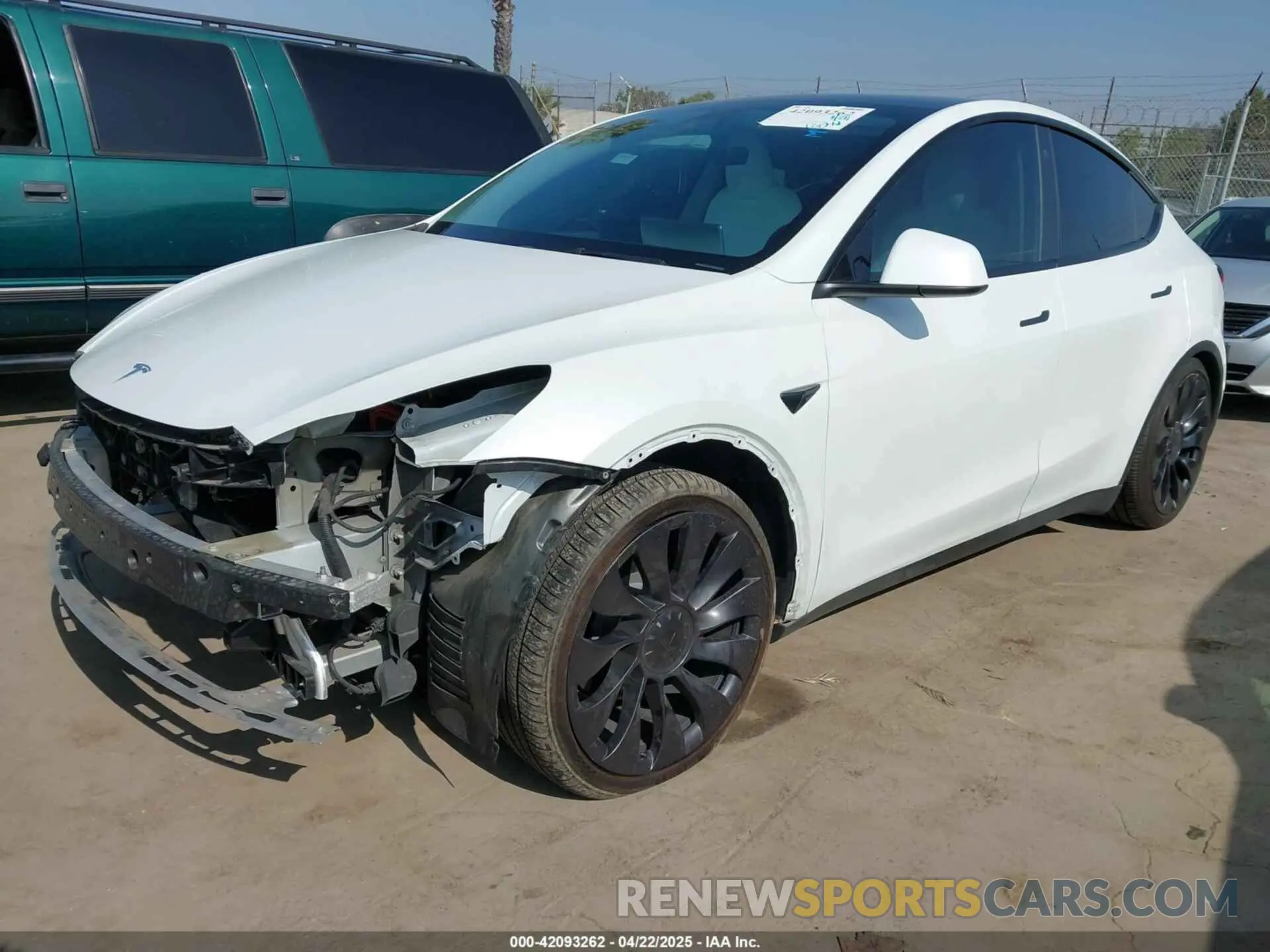 2 fotografías del automóvil dañado 7SAYGDEF4NF555239 TESLA MODEL Y 2022