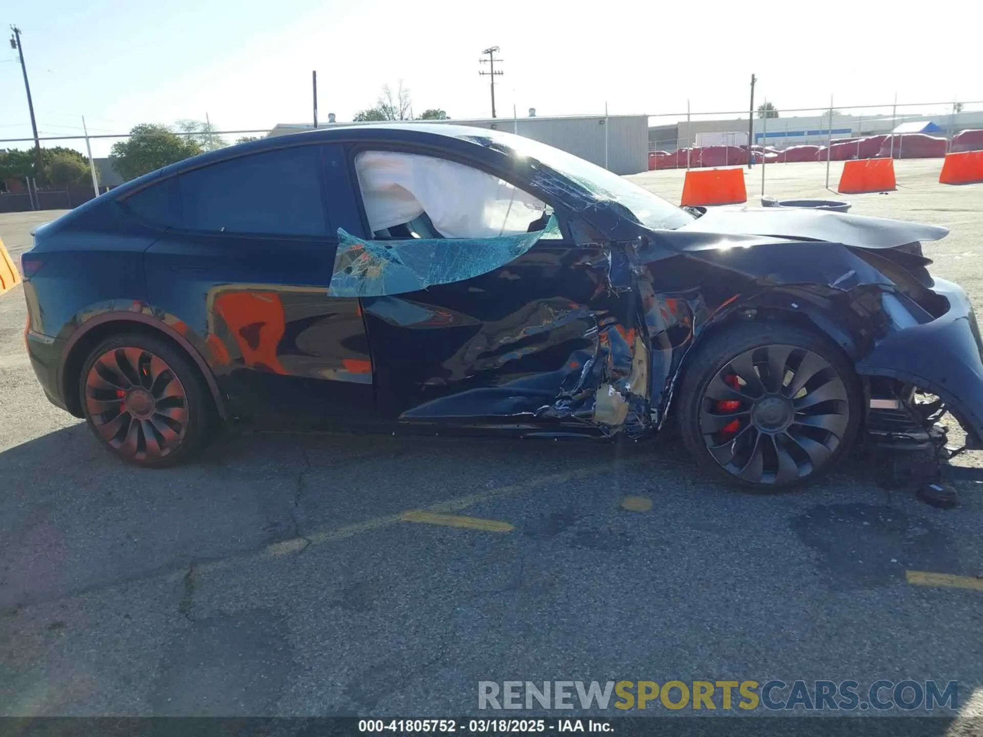 12 fotografías del automóvil dañado 7SAYGDEF5NF336693 TESLA MODEL Y 2022