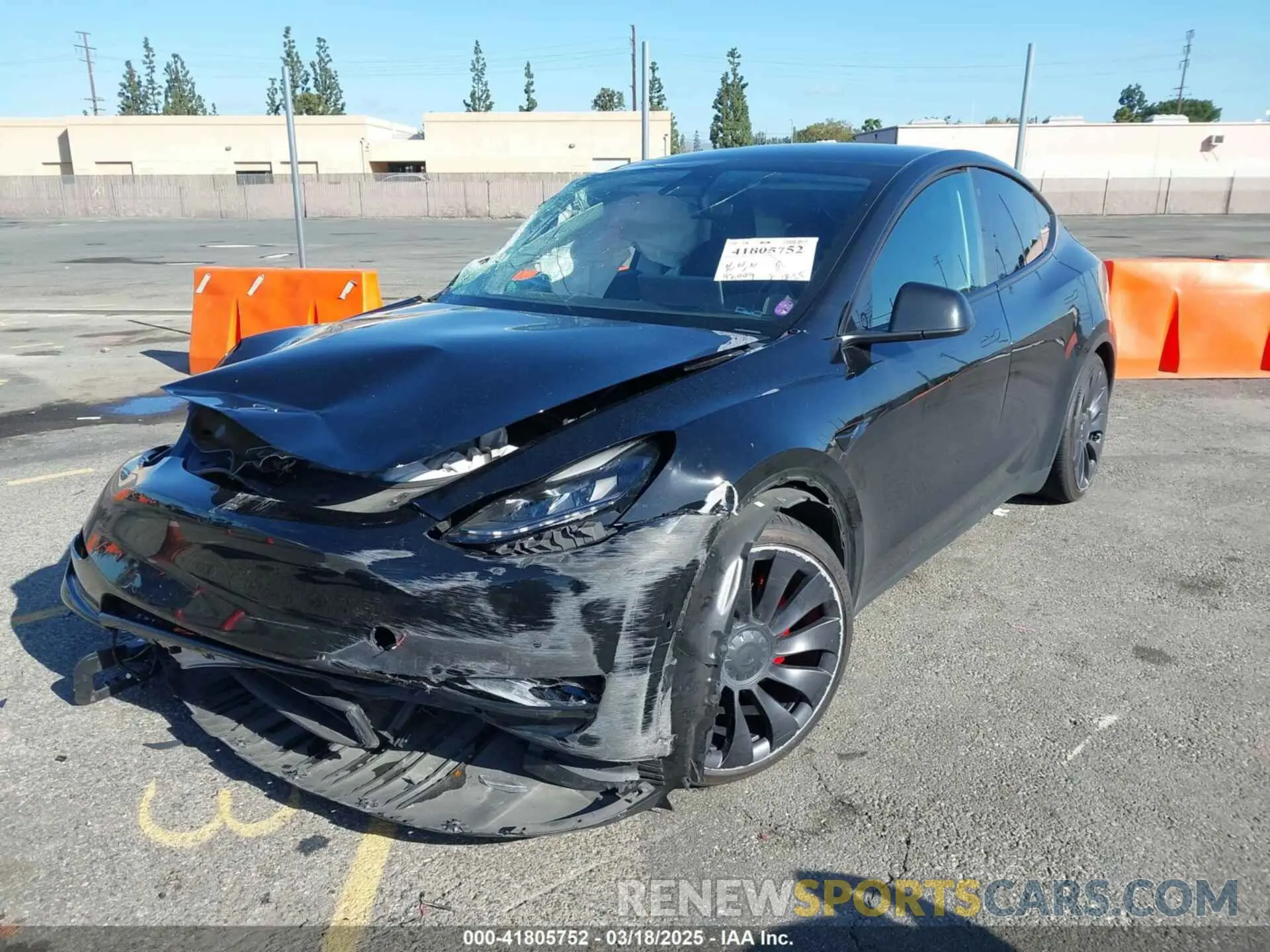 2 fotografías del automóvil dañado 7SAYGDEF5NF336693 TESLA MODEL Y 2022