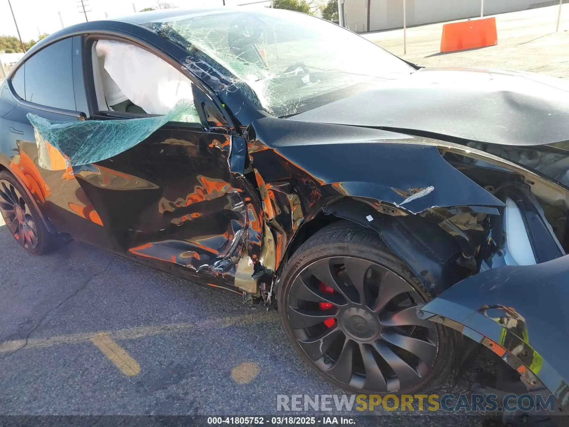 6 fotografías del automóvil dañado 7SAYGDEF5NF336693 TESLA MODEL Y 2022