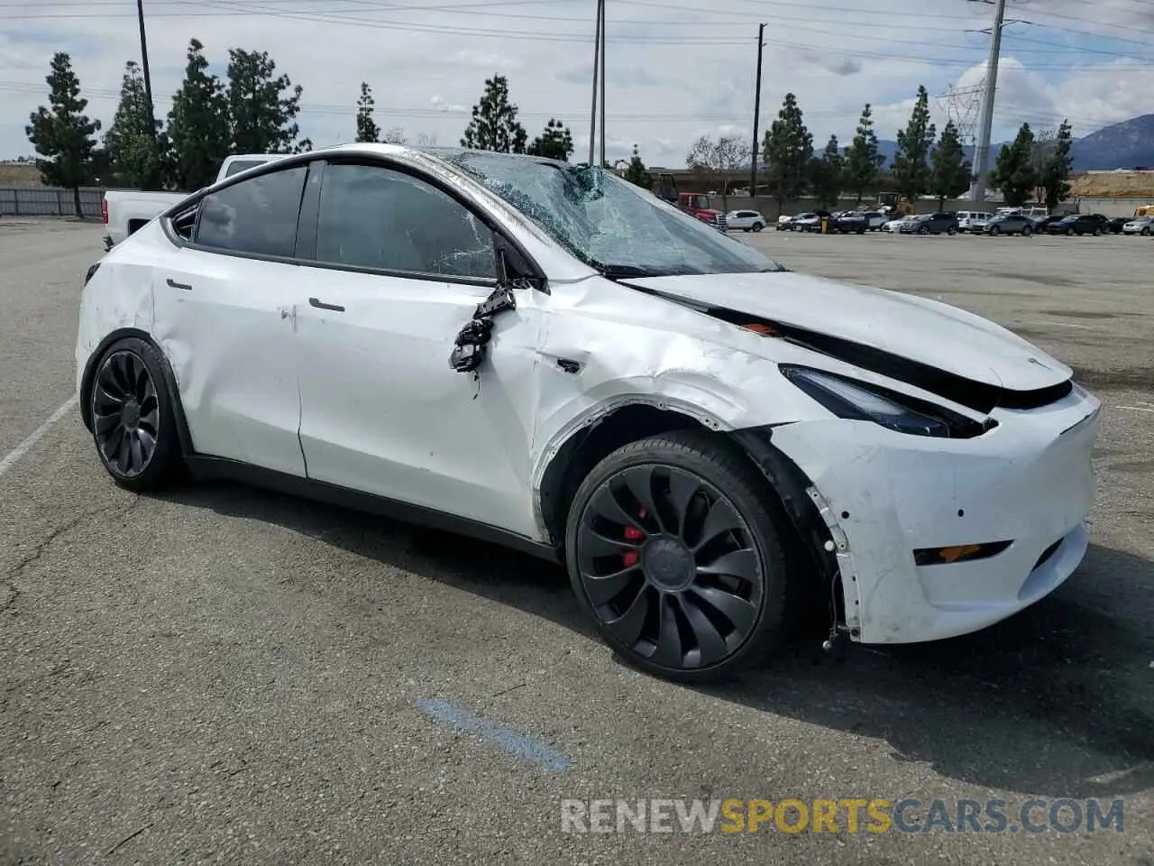 4 fotografías del automóvil dañado 7SAYGDEF5NF381195 TESLA MODEL Y 2022
