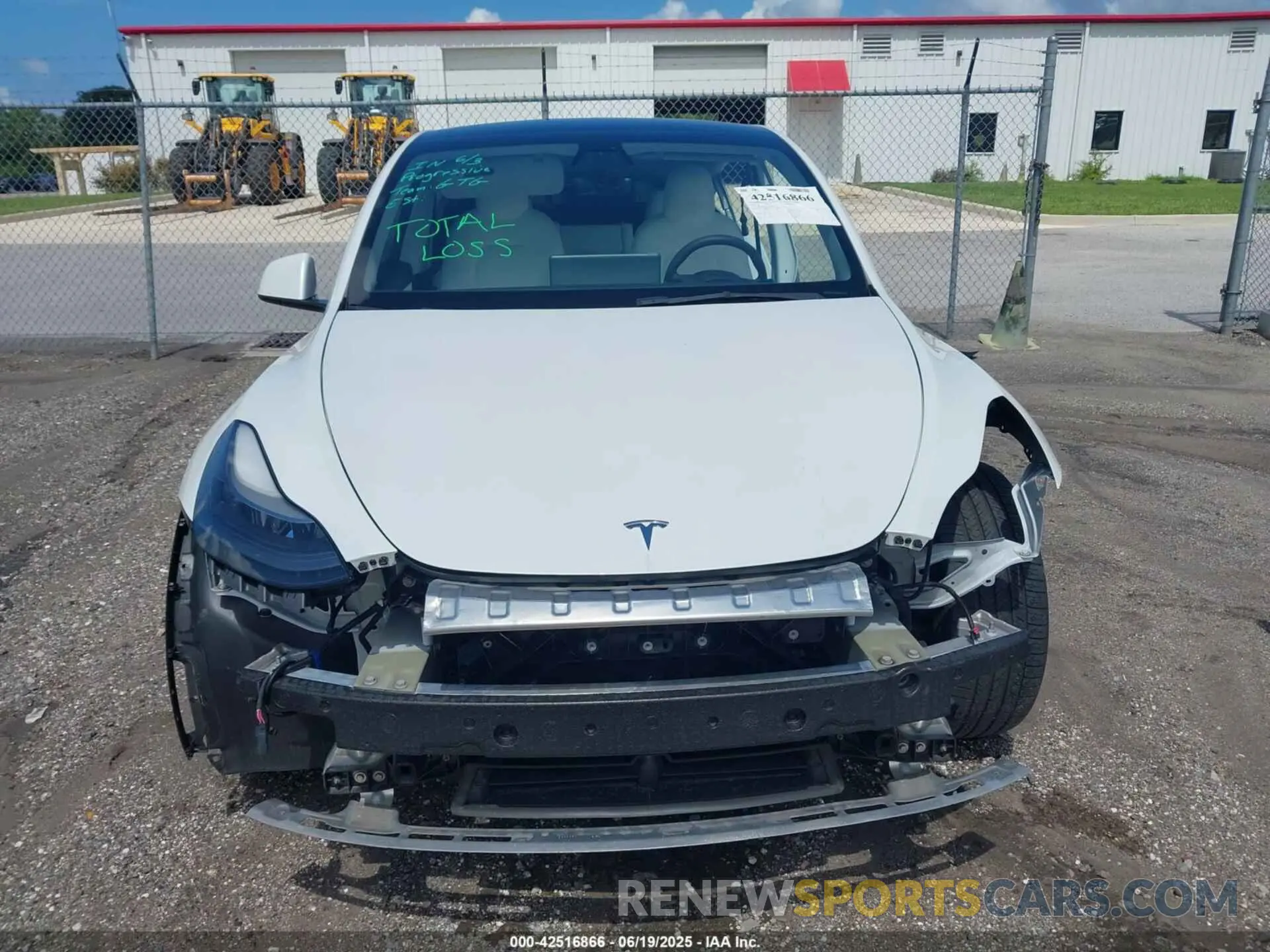 12 fotografías del automóvil dañado 7SAYGDEF5NF383111 TESLA MODEL Y 2022
