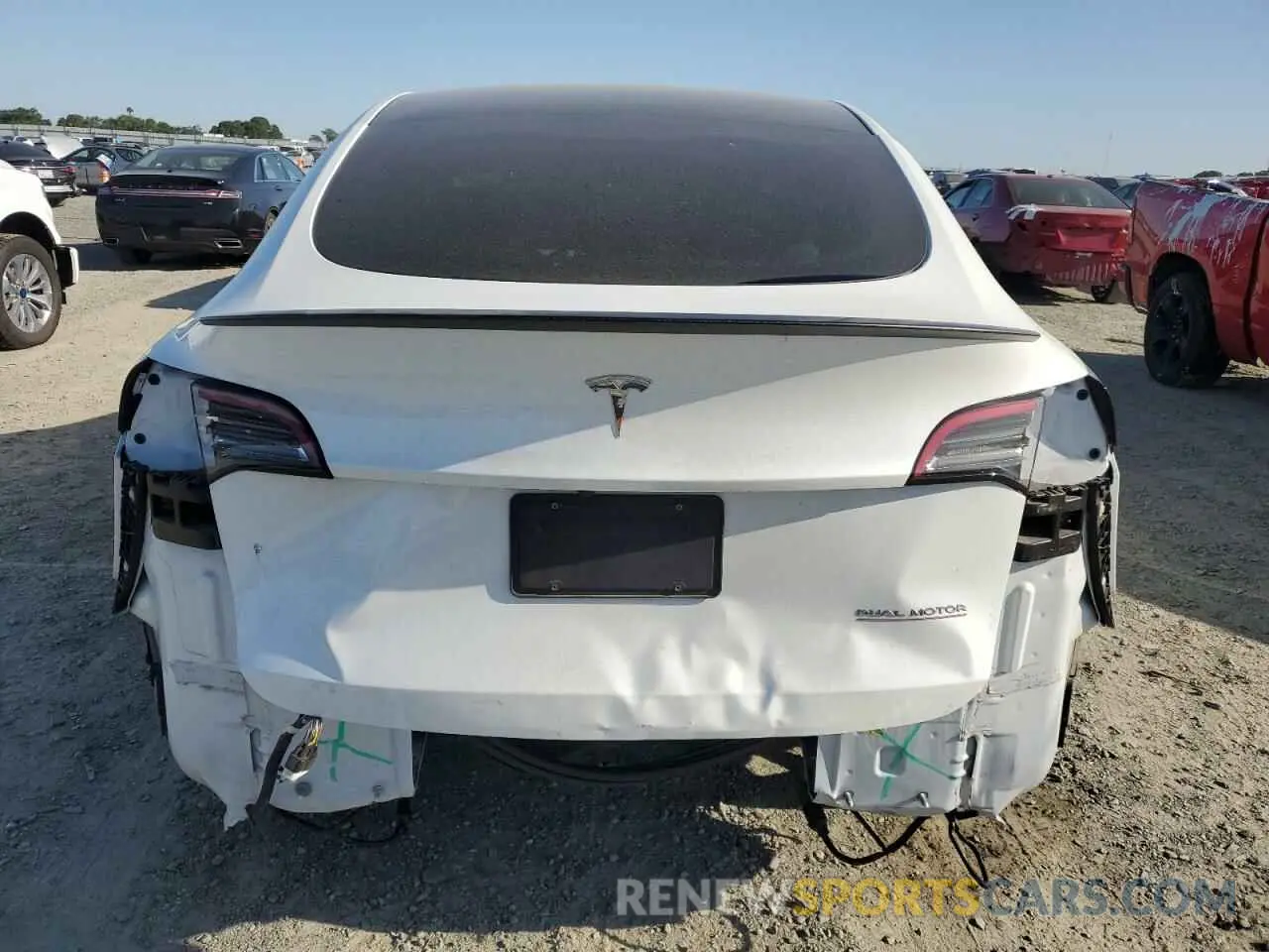 6 fotografías del automóvil dañado 7SAYGDEF5NF389815 TESLA MODEL Y 2022