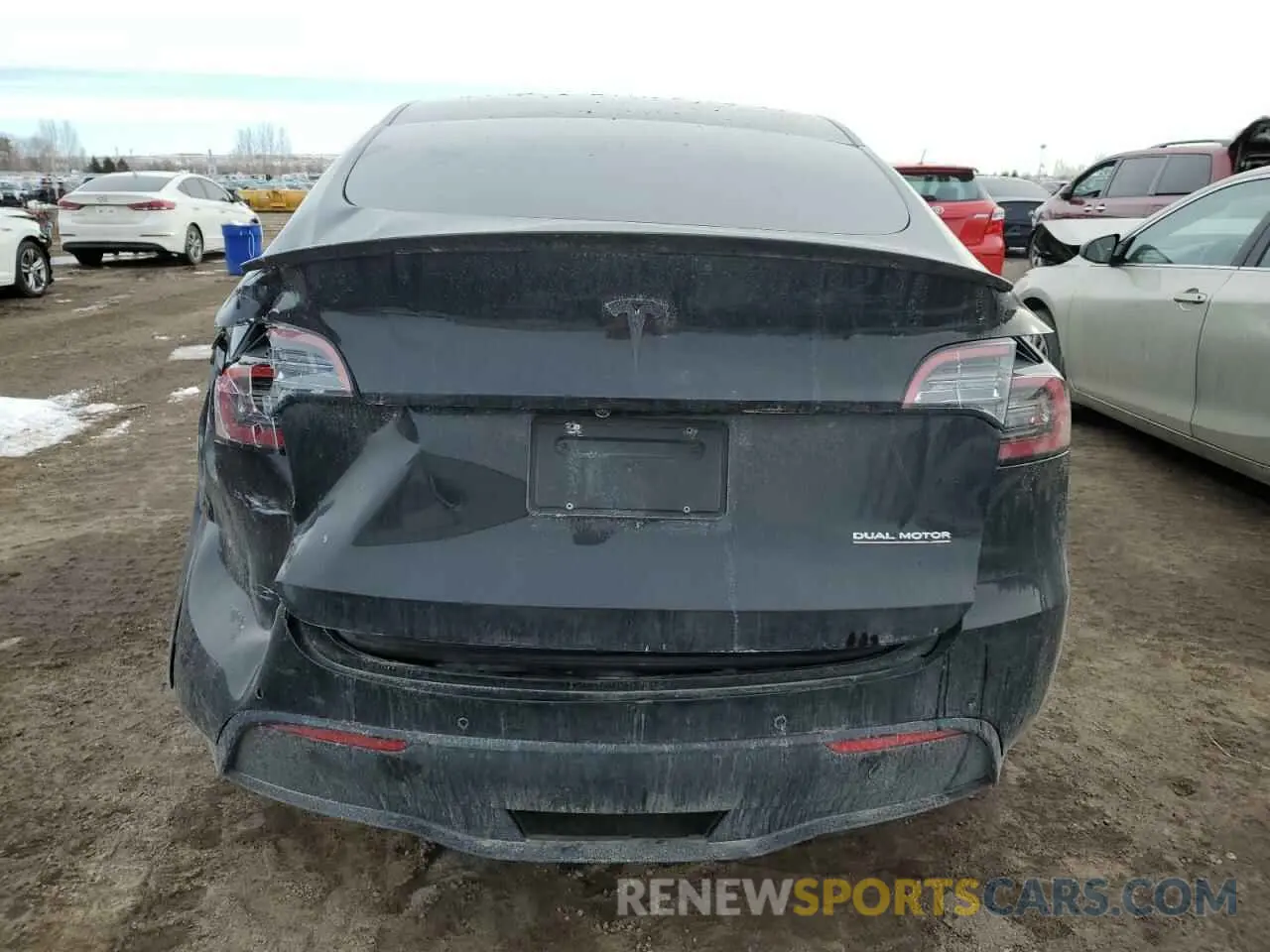 6 fotografías del automóvil dañado 7SAYGDEF5NF512464 TESLA MODEL Y 2022