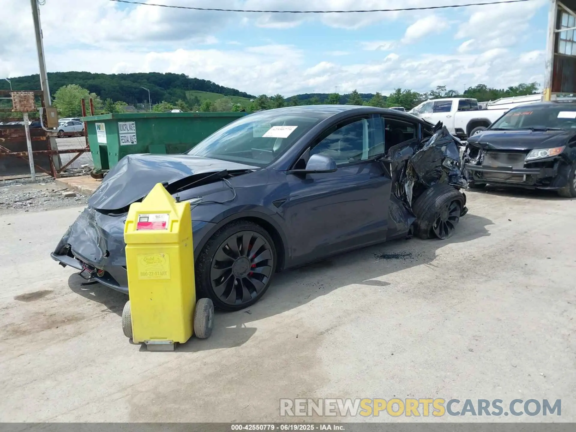 2 fotografías del automóvil dañado 7SAYGDEF5NF534867 TESLA MODEL Y 2022