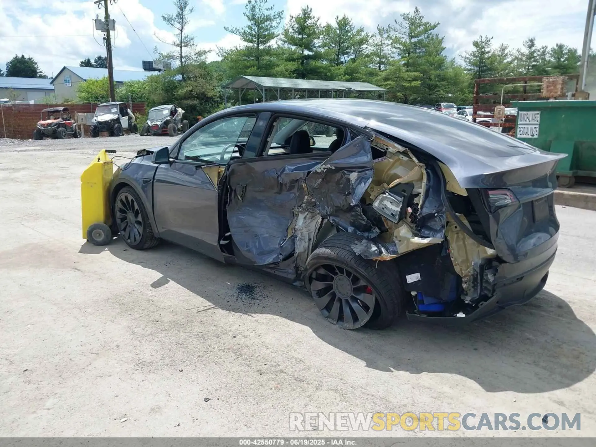 3 fotografías del automóvil dañado 7SAYGDEF5NF534867 TESLA MODEL Y 2022