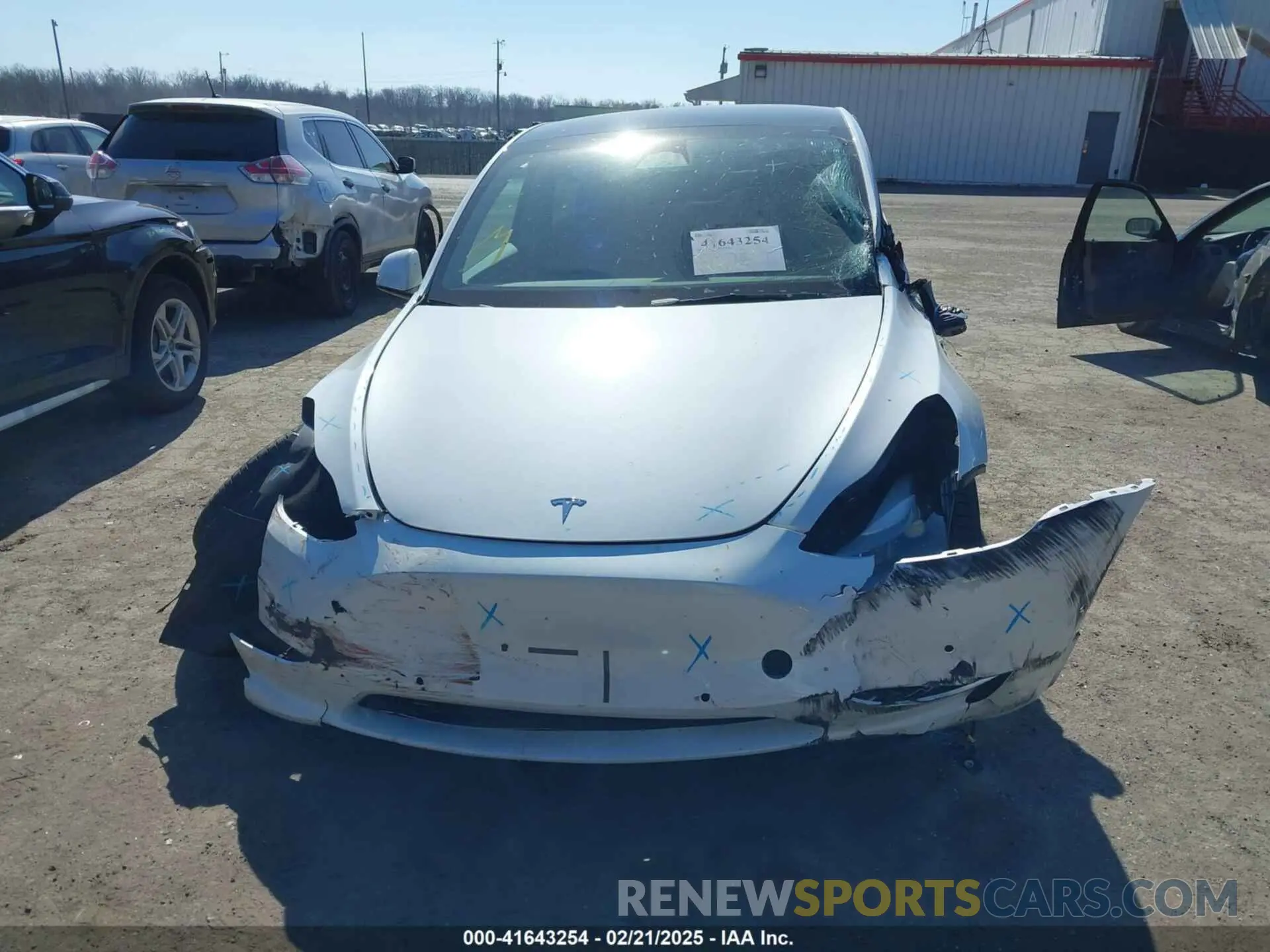 11 fotografías del automóvil dañado 7SAYGDEF5NF542189 TESLA MODEL Y 2022