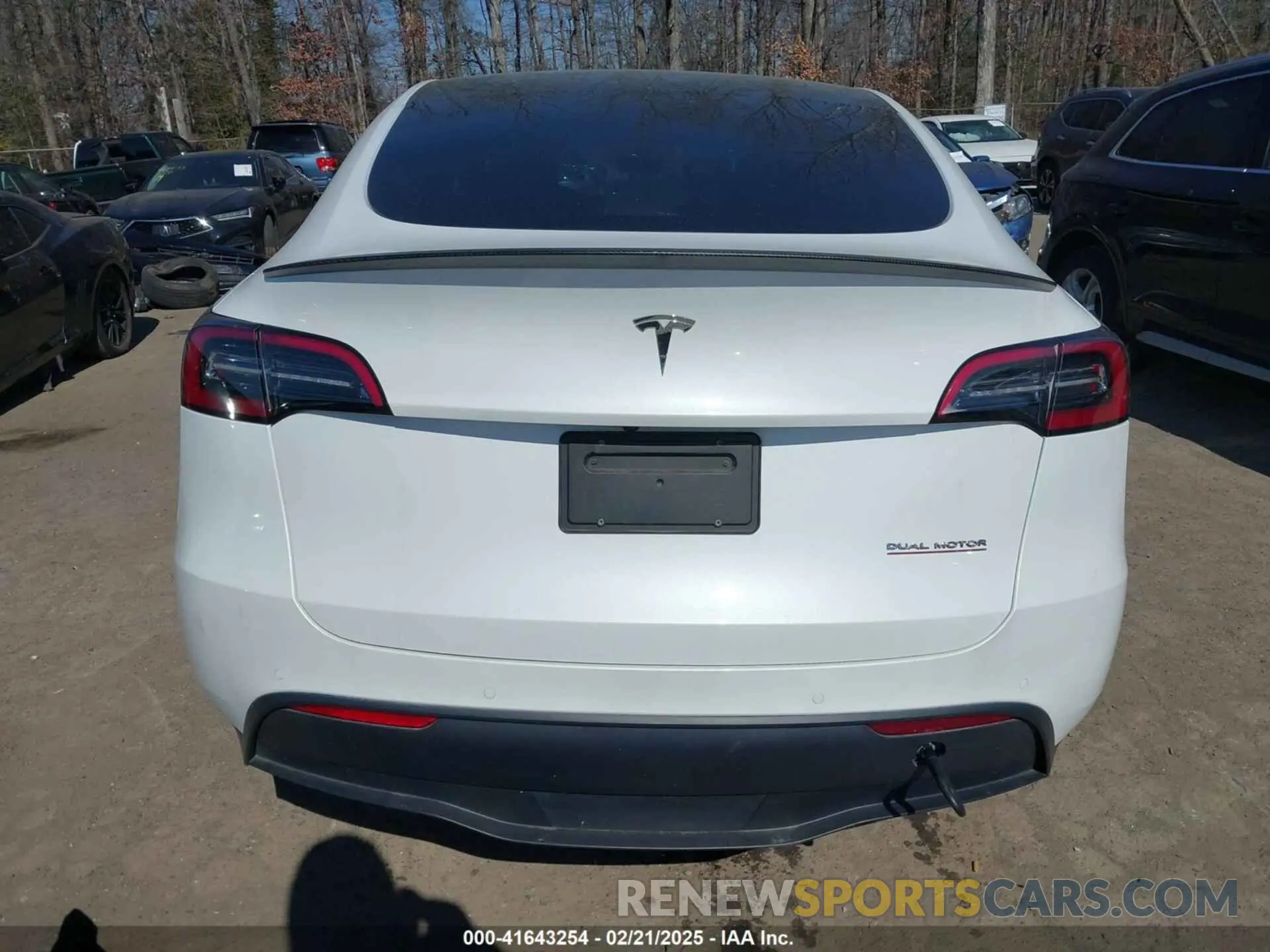 15 fotografías del automóvil dañado 7SAYGDEF5NF542189 TESLA MODEL Y 2022