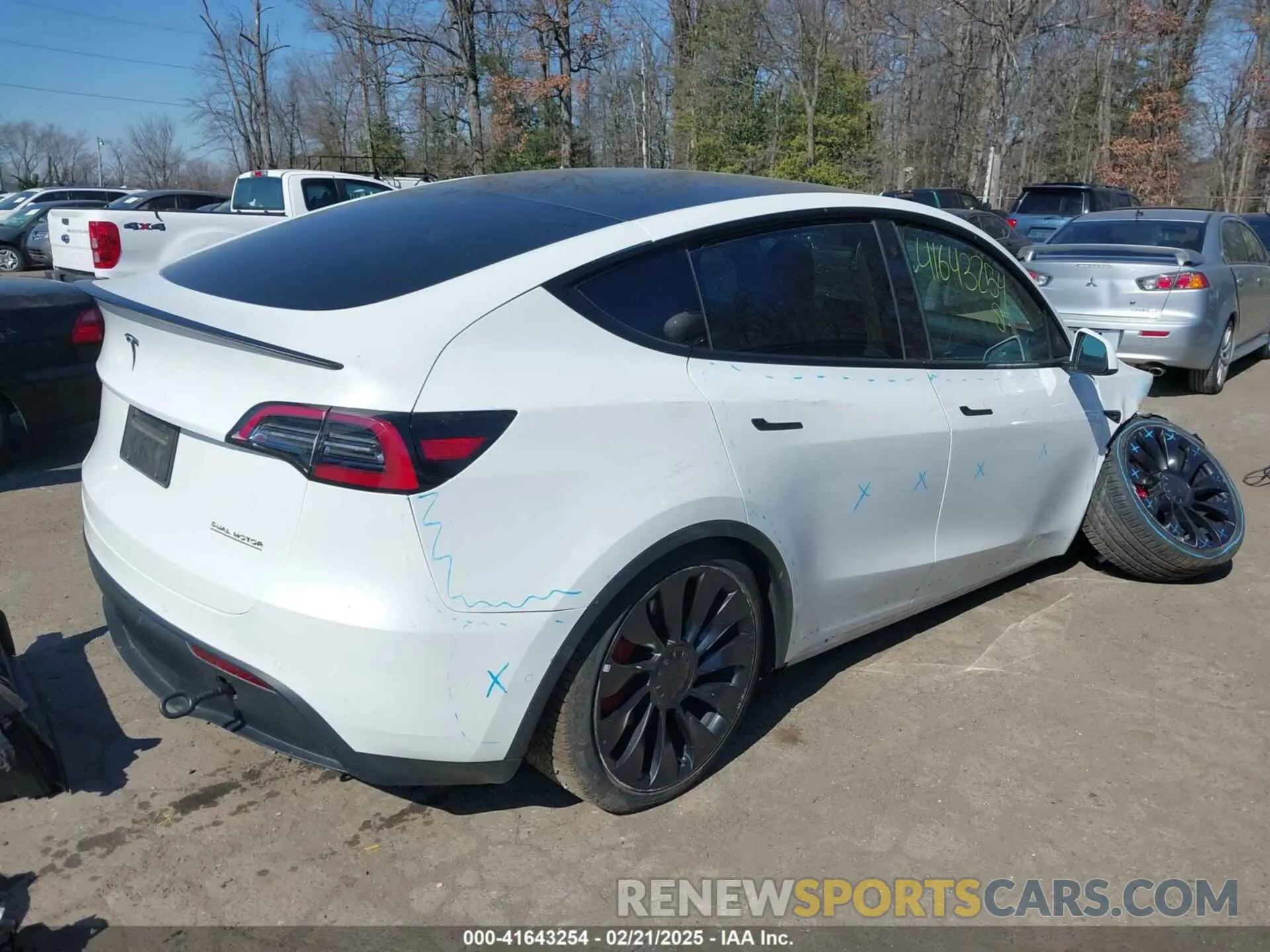 4 fotografías del automóvil dañado 7SAYGDEF5NF542189 TESLA MODEL Y 2022