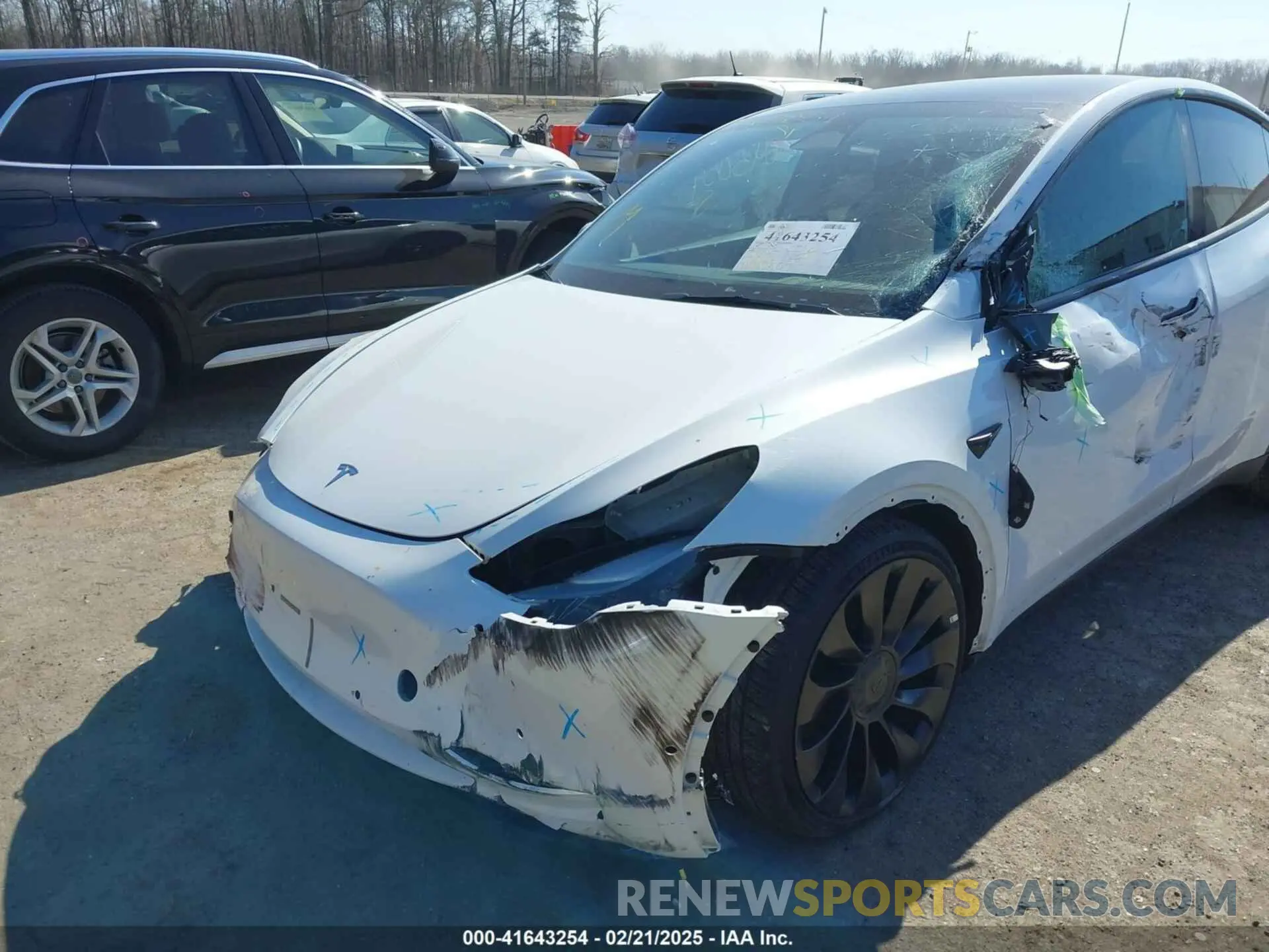 6 fotografías del automóvil dañado 7SAYGDEF5NF542189 TESLA MODEL Y 2022