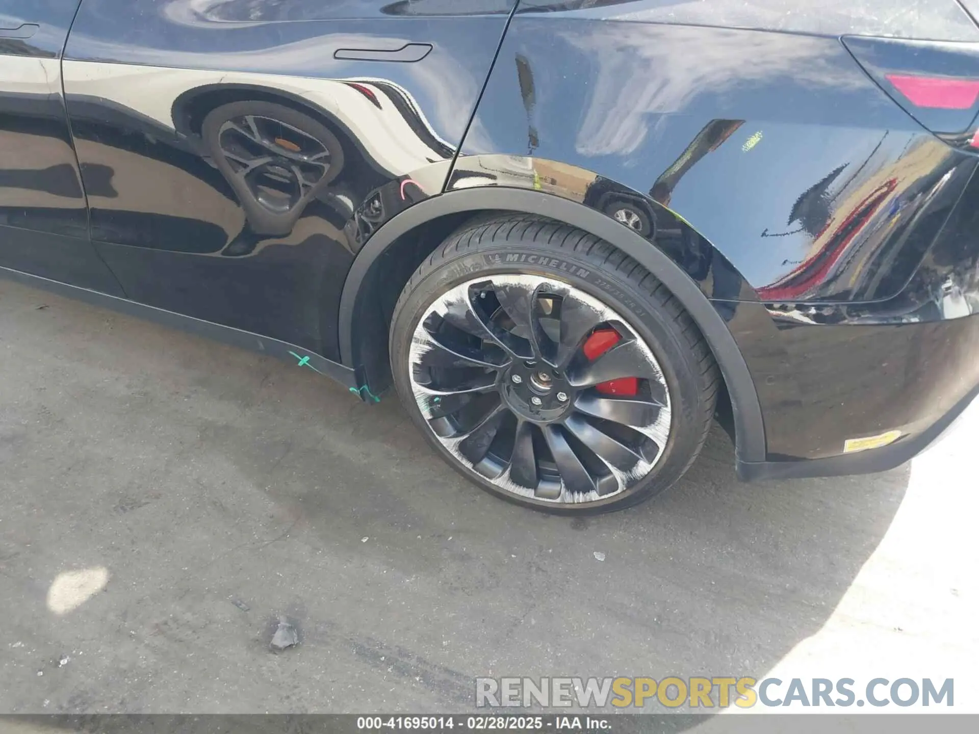 12 fotografías del automóvil dañado 7SAYGDEF5NF550549 TESLA MODEL Y 2022