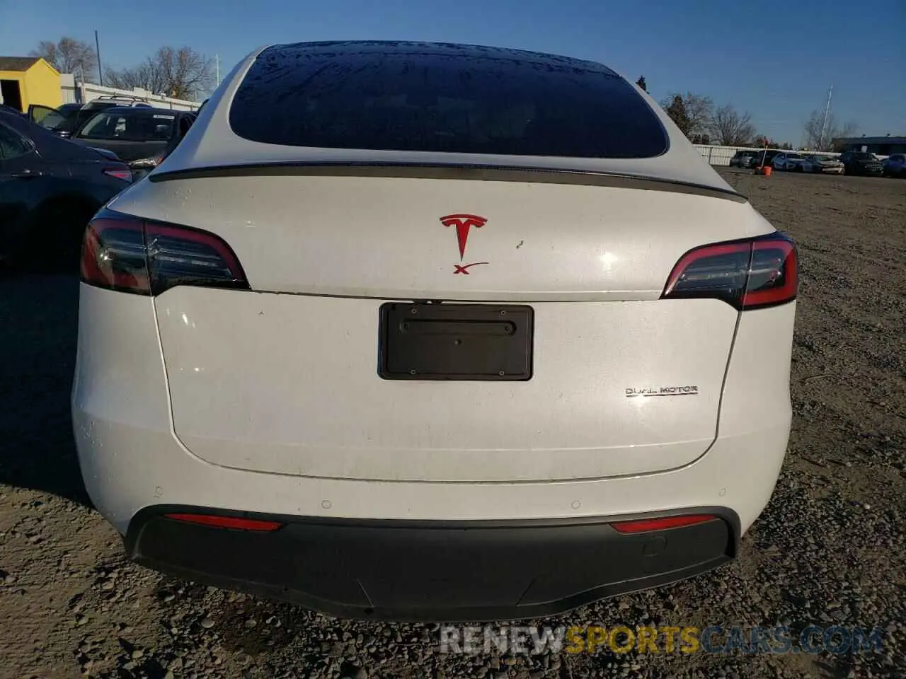 6 fotografías del automóvil dañado 7SAYGDEF6NF407299 TESLA MODEL Y 2022