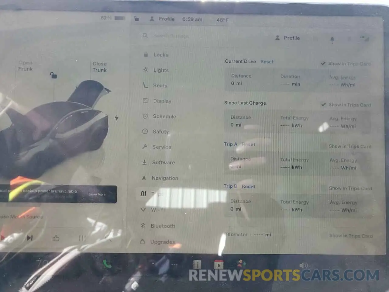 9 fotografías del automóvil dañado 7SAYGDEF6NF485288 TESLA MODEL Y 2022