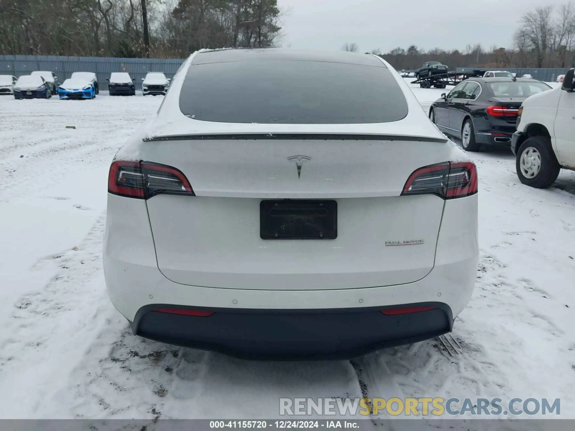 16 fotografías del automóvil dañado 7SAYGDEF6NF510920 TESLA MODEL Y 2022