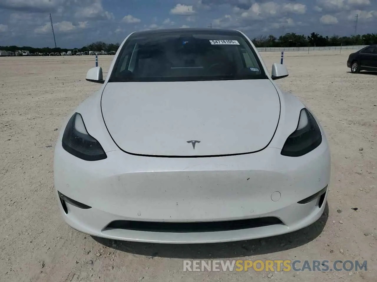 5 fotografías del automóvil dañado 7SAYGDEF6NF540029 TESLA MODEL Y 2022