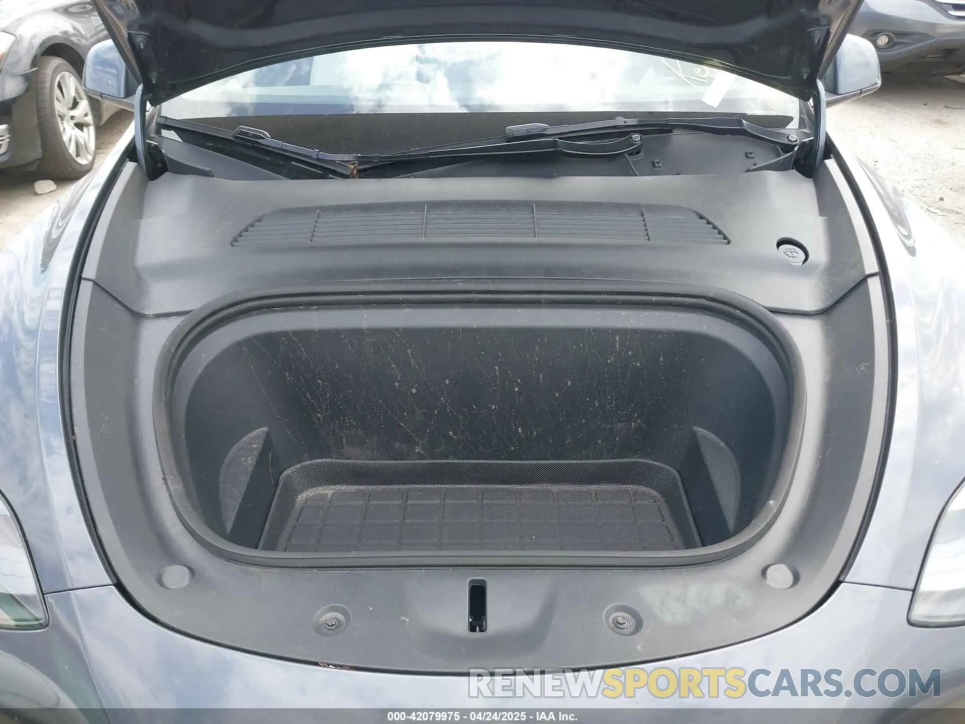 10 fotografías del automóvil dañado 7SAYGDEF6NF558028 TESLA MODEL Y 2022