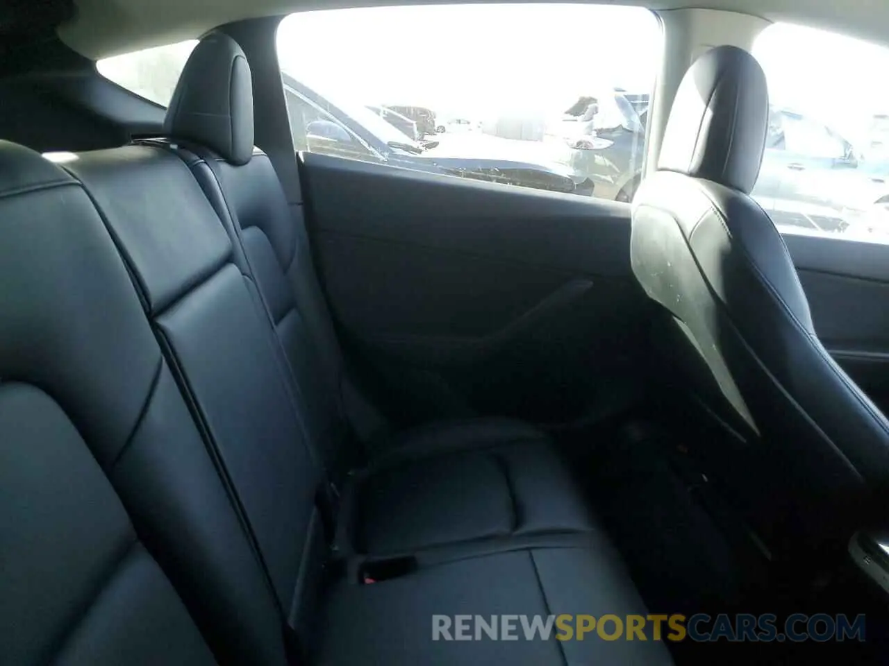 10 fotografías del automóvil dañado 7SAYGDEF7NF337571 TESLA MODEL Y 2022