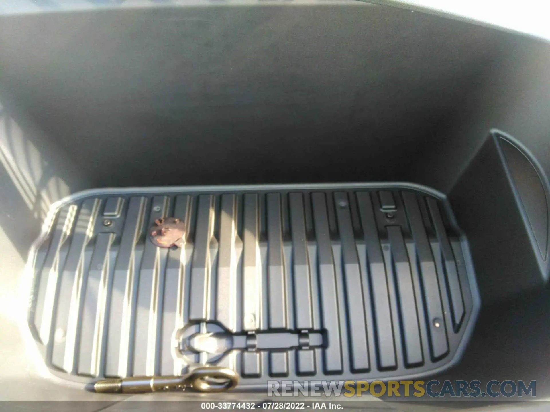 10 fotografías del automóvil dañado 7SAYGDEF7NF393588 TESLA MODEL Y 2022