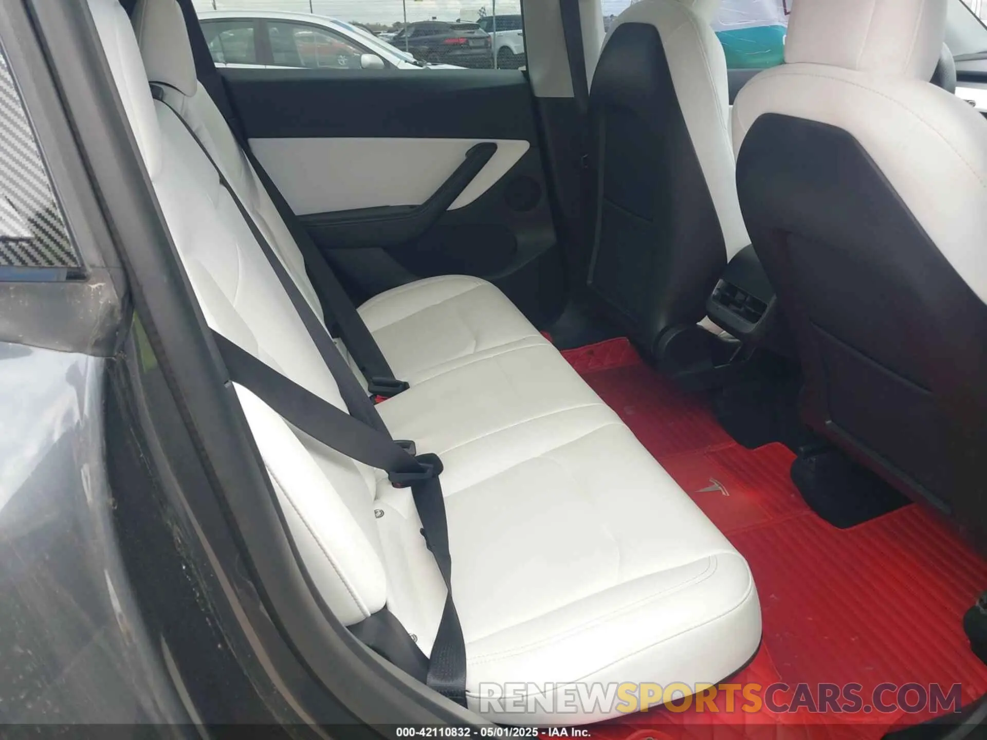 8 fotografías del automóvil dañado 7SAYGDEF7NF405769 TESLA MODEL Y 2022