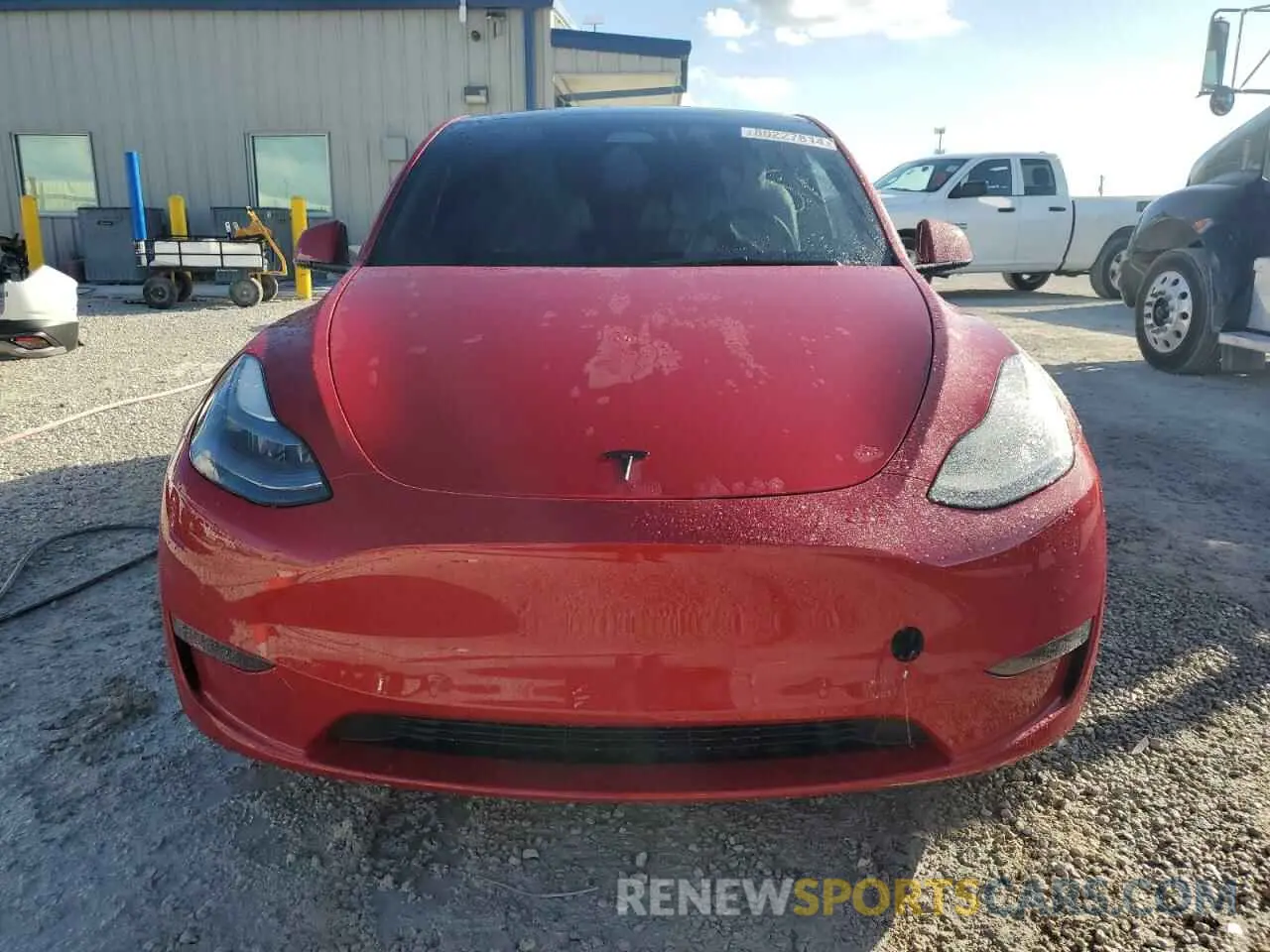 5 fotografías del automóvil dañado 7SAYGDEF7NF416027 TESLA MODEL Y 2022