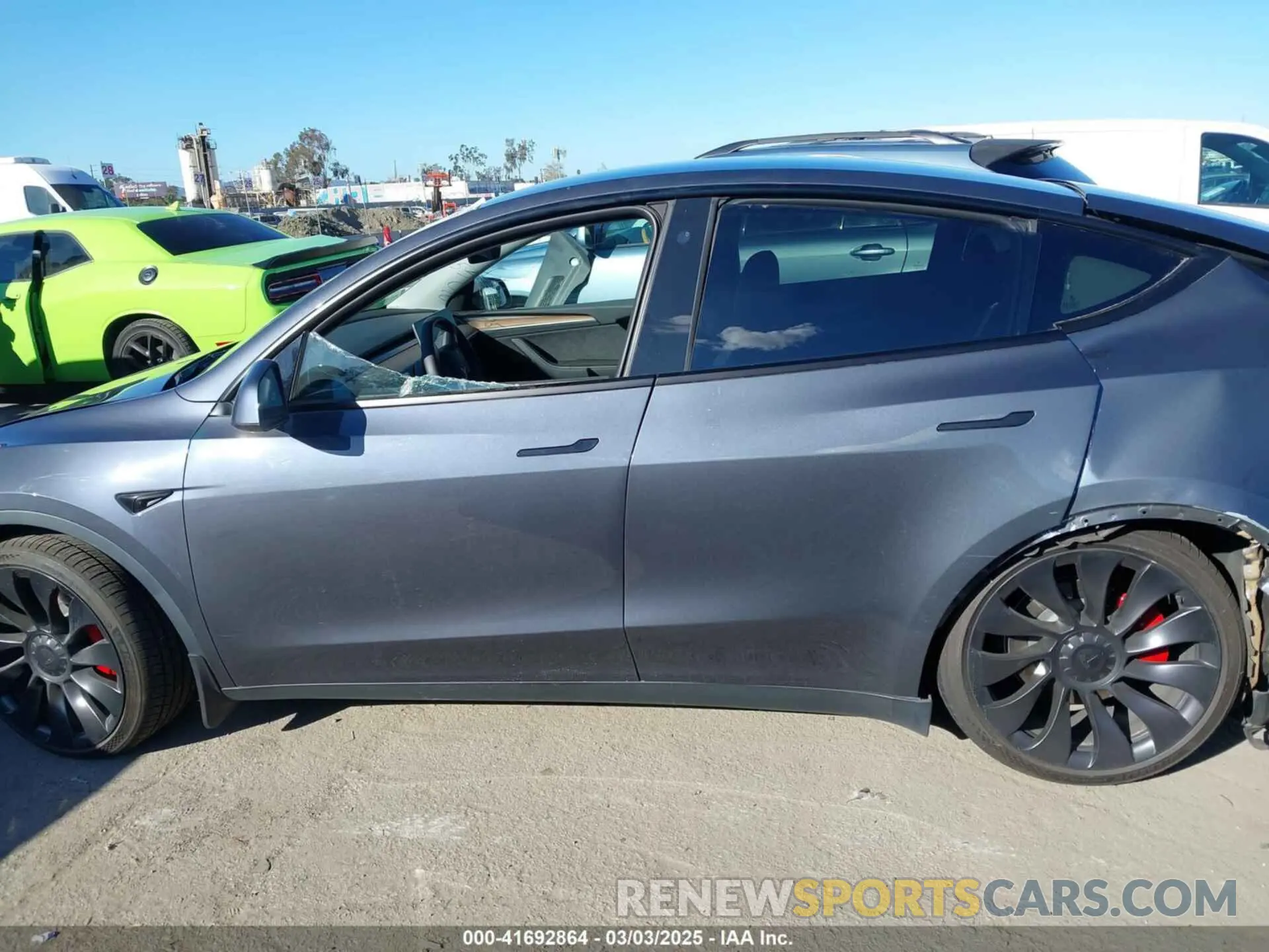 13 fotografías del automóvil dañado 7SAYGDEF7NF562895 TESLA MODEL Y 2022
