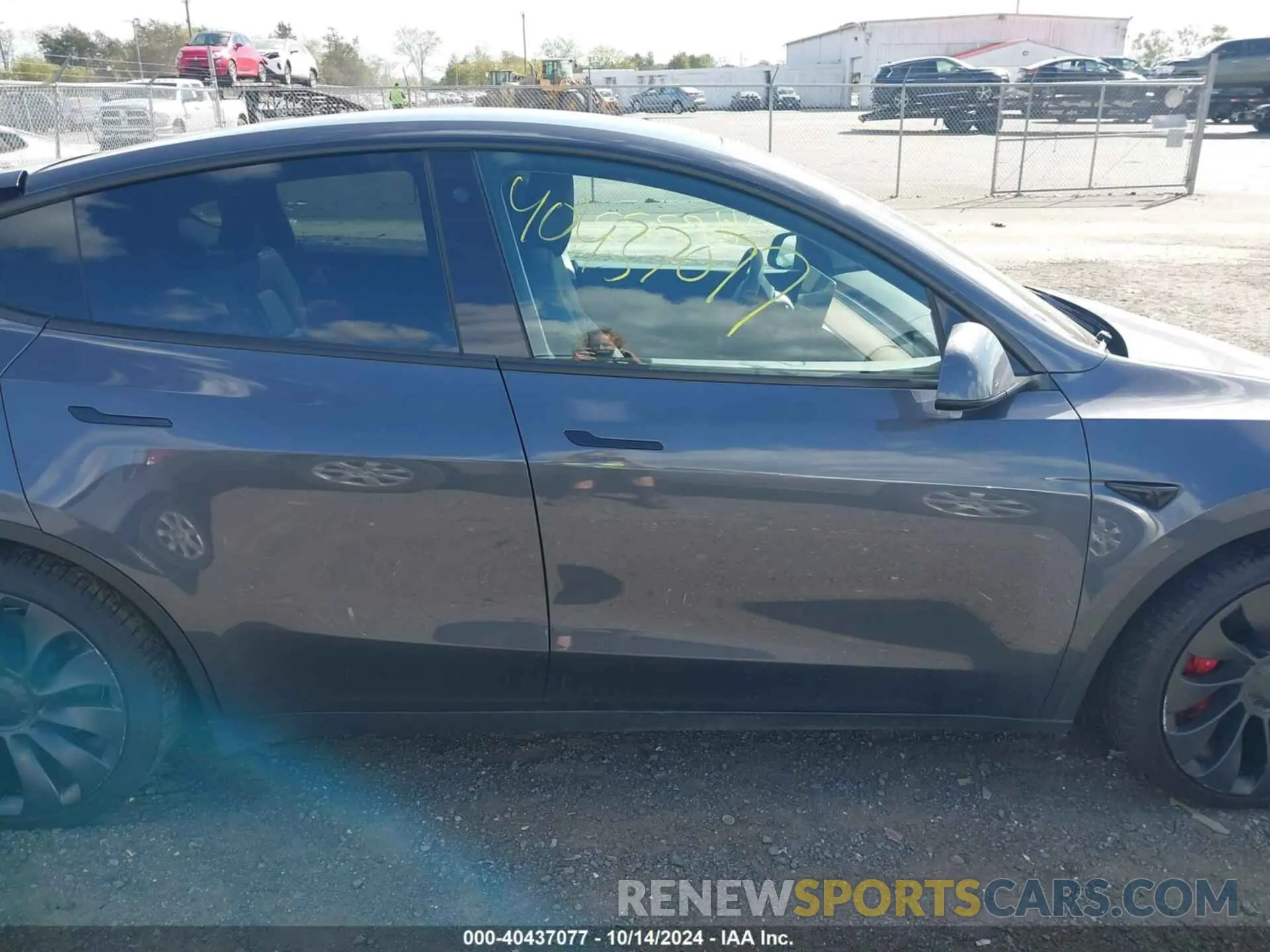 13 fotografías del automóvil dañado 7SAYGDEF8NF467407 TESLA MODEL Y 2022