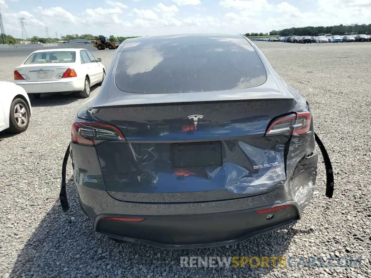 6 fotografías del automóvil dañado 7SAYGDEF8NF538475 TESLA MODEL Y 2022