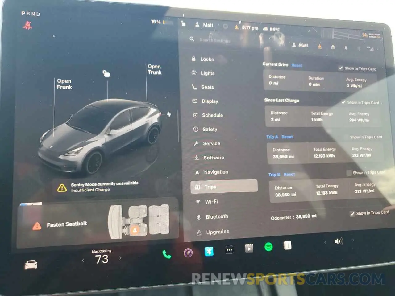 9 fotografías del automóvil dañado 7SAYGDEF8NF538475 TESLA MODEL Y 2022