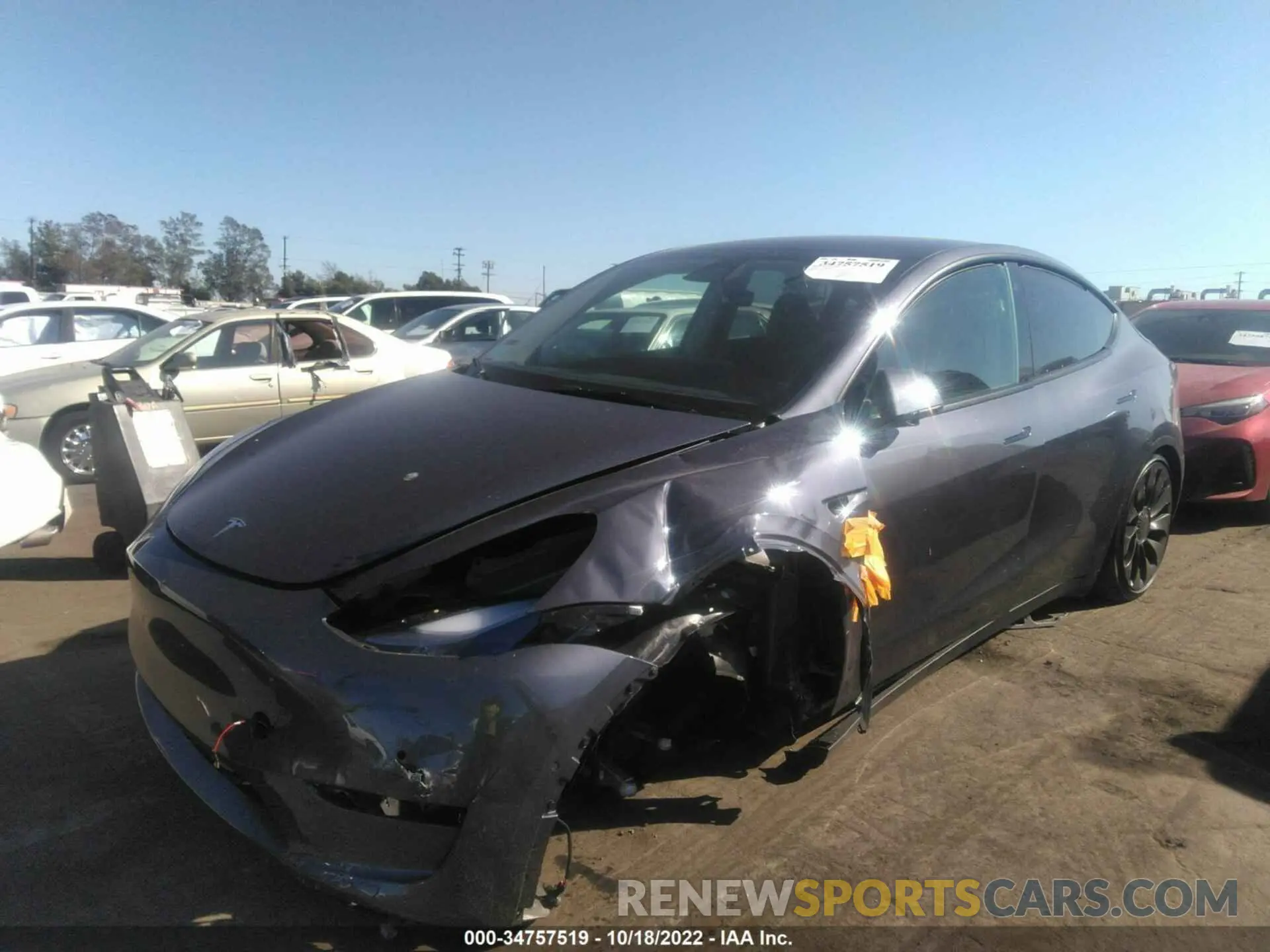 2 fotografías del automóvil dañado 7SAYGDEF8NF556751 TESLA MODEL Y 2022