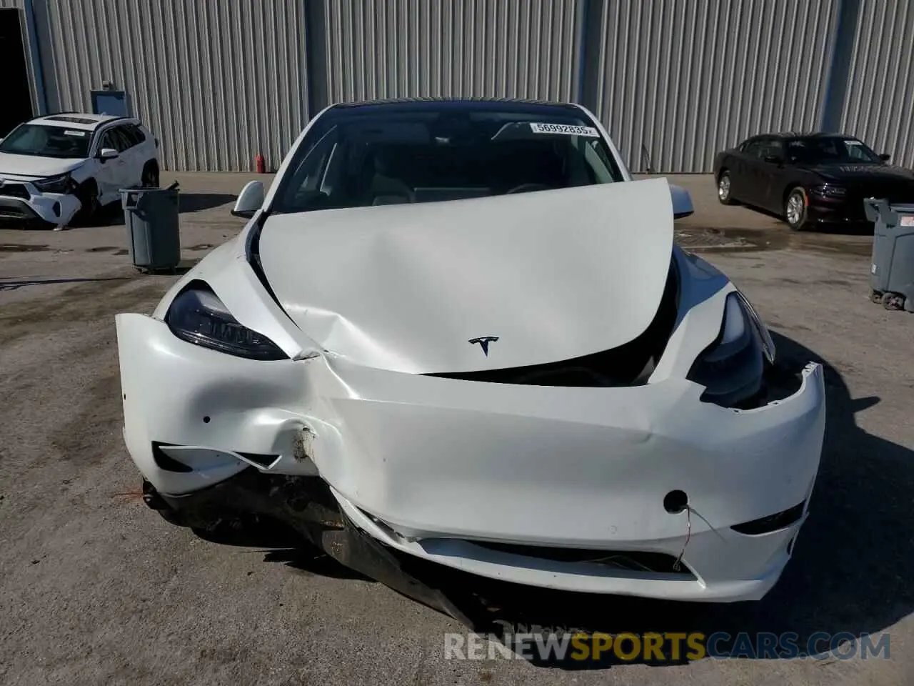 5 fotografías del automóvil dañado 7SAYGDEF9NF338317 TESLA MODEL Y 2022