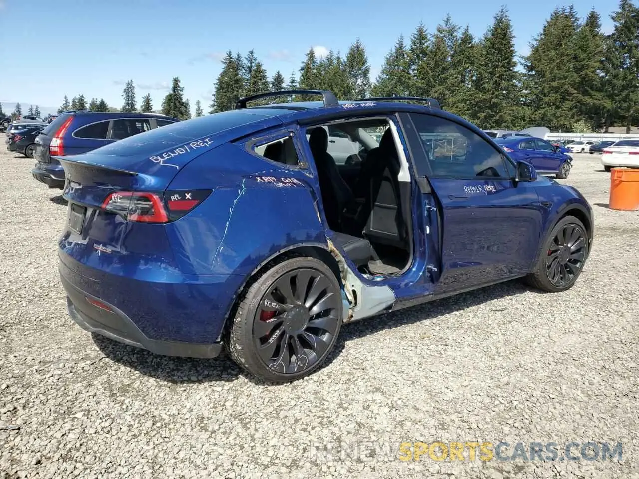 3 fotografías del automóvil dañado 7SAYGDEF9NF340987 TESLA MODEL Y 2022