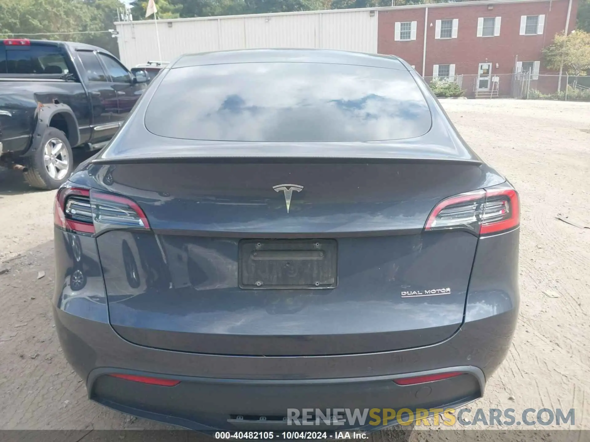 16 fotografías del automóvil dañado 7SAYGDEF9NF368188 TESLA MODEL Y 2022