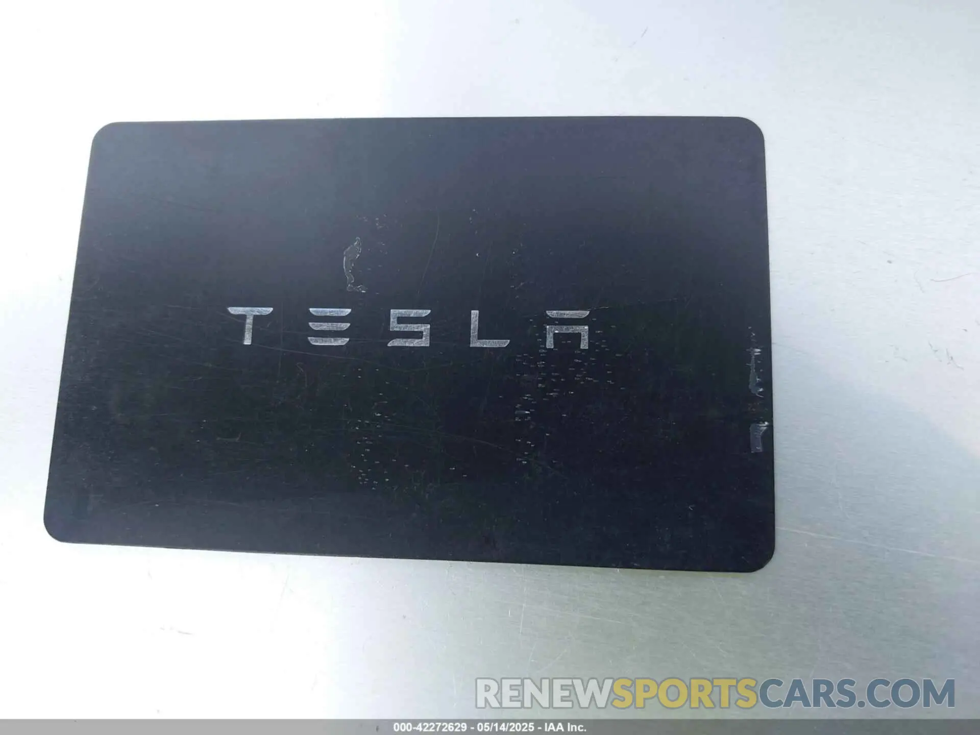 11 fotografías del automóvil dañado 7SAYGDEF9NF391177 TESLA MODEL Y 2022