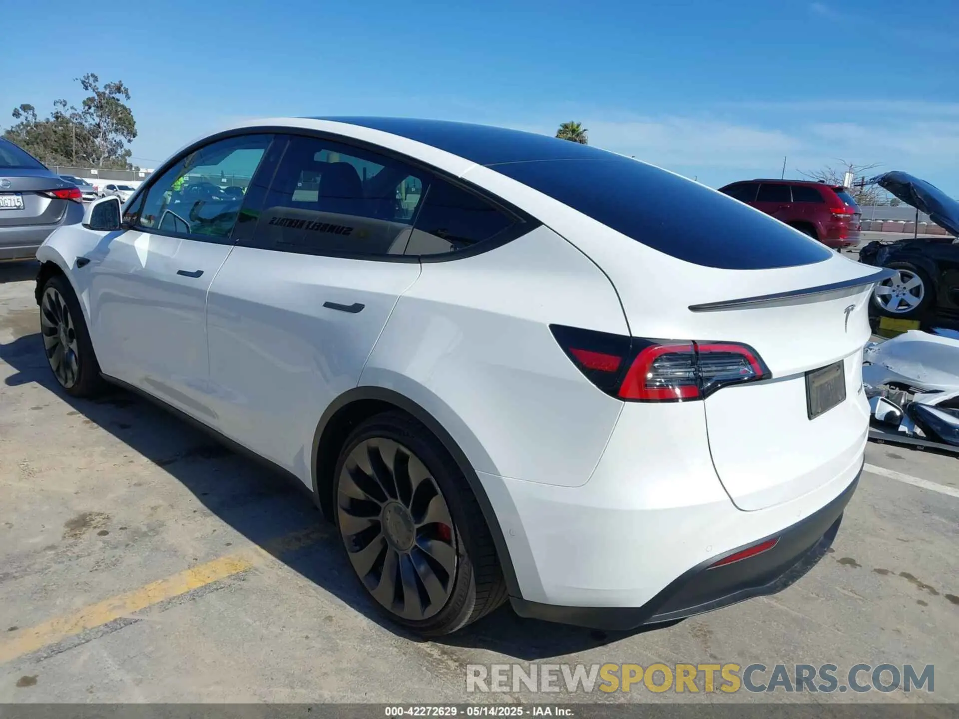 3 fotografías del automóvil dañado 7SAYGDEF9NF391177 TESLA MODEL Y 2022
