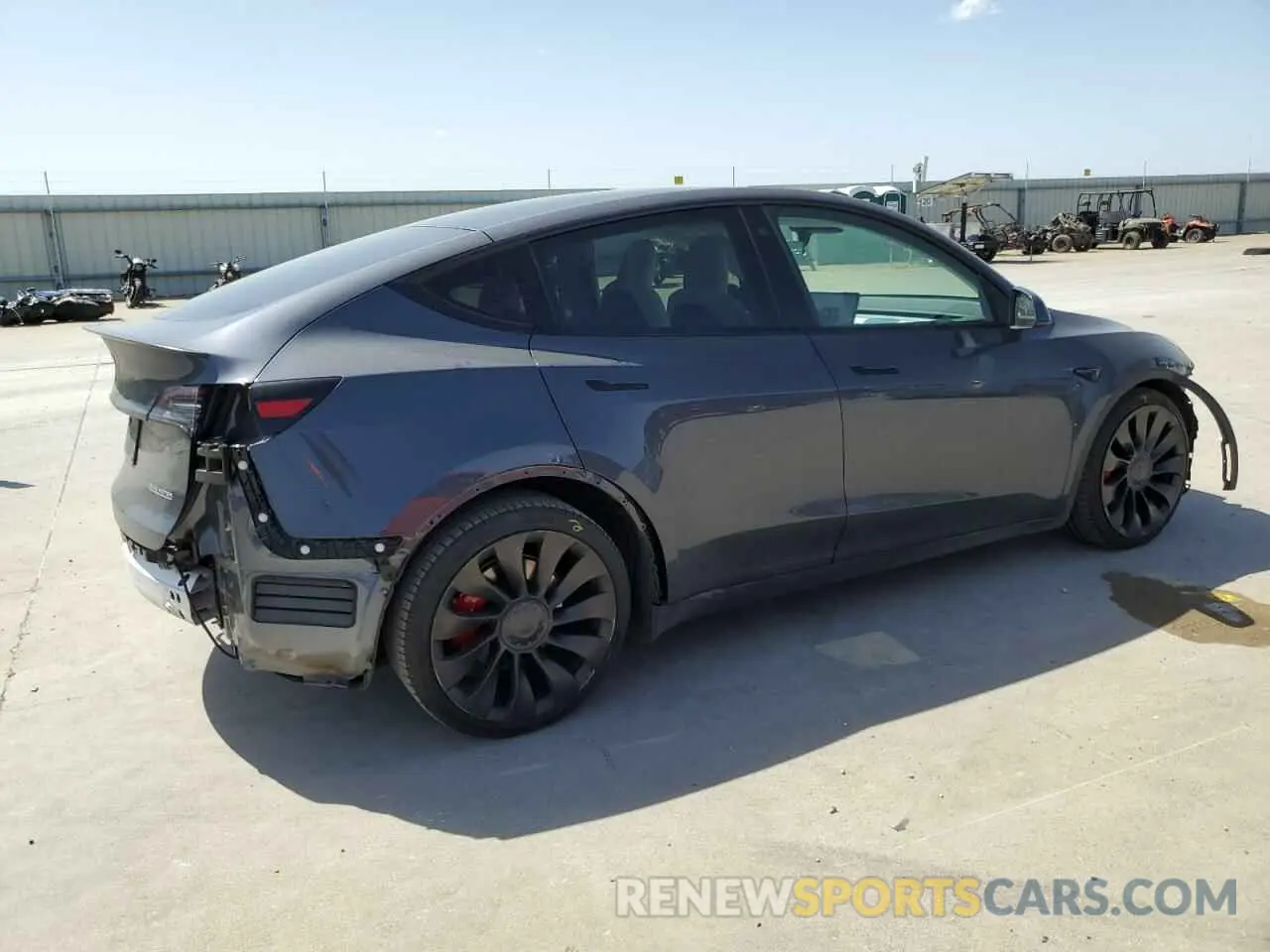 3 fotografías del automóvil dañado 7SAYGDEF9NF391454 TESLA MODEL Y 2022