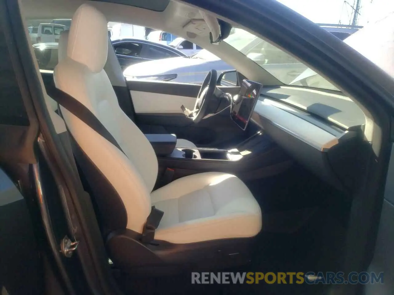 5 fotografías del automóvil dañado 7SAYGDEF9NF397805 TESLA MODEL Y 2022