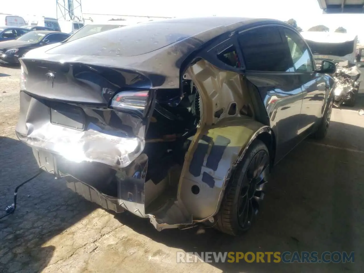 9 fotografías del automóvil dañado 7SAYGDEF9NF397805 TESLA MODEL Y 2022