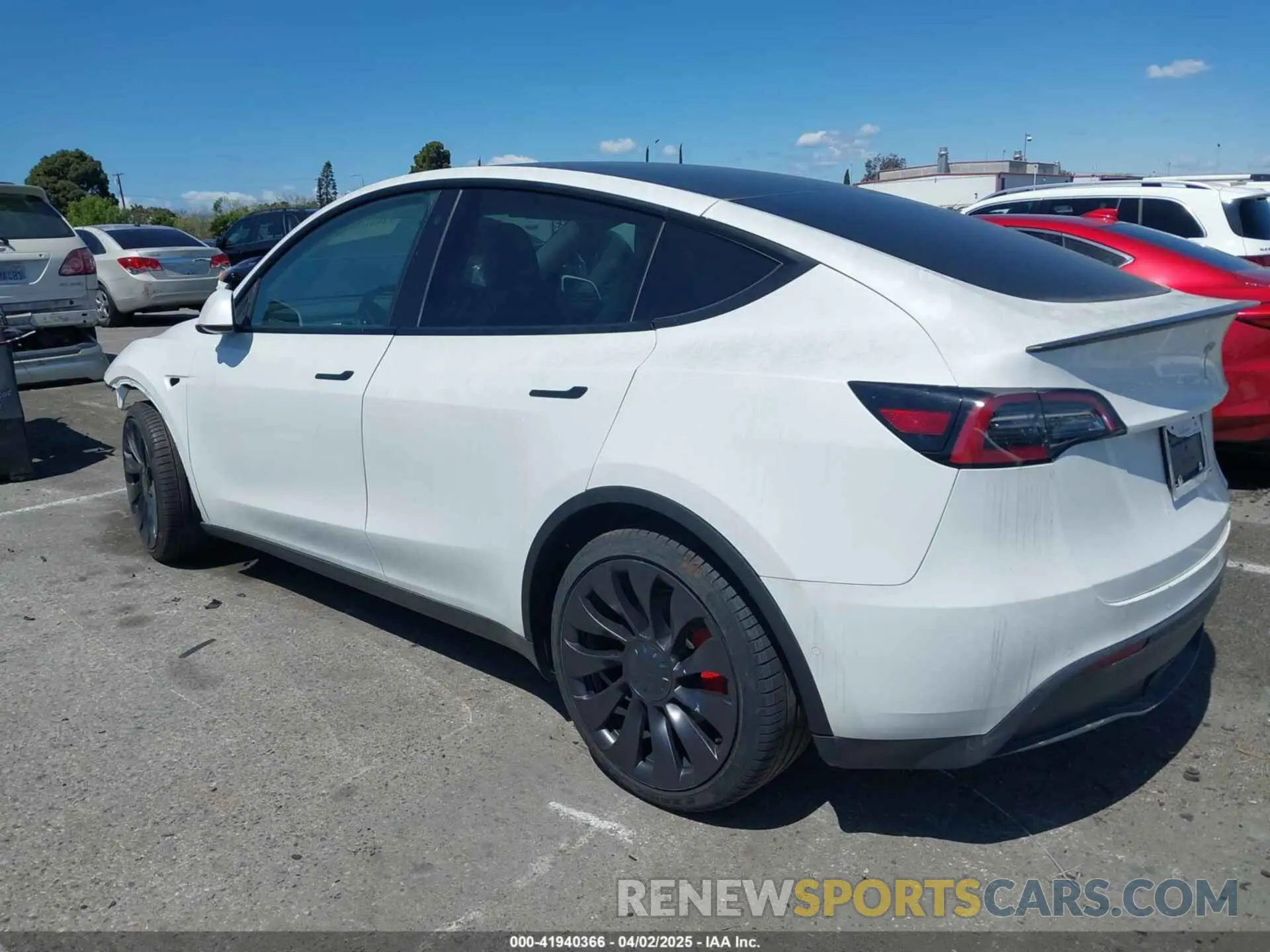 14 fotografías del automóvil dañado 7SAYGDEF9NF407636 TESLA MODEL Y 2022