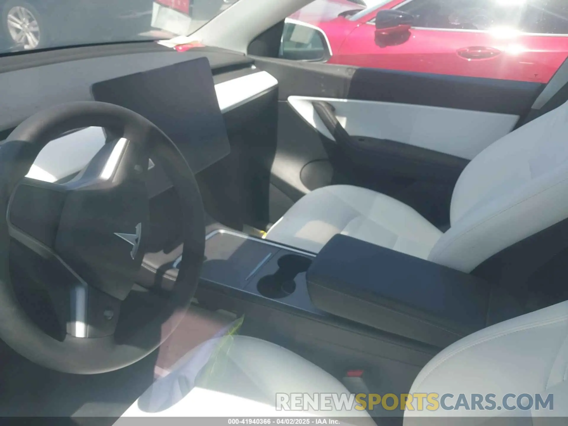 18 fotografías del automóvil dañado 7SAYGDEF9NF407636 TESLA MODEL Y 2022