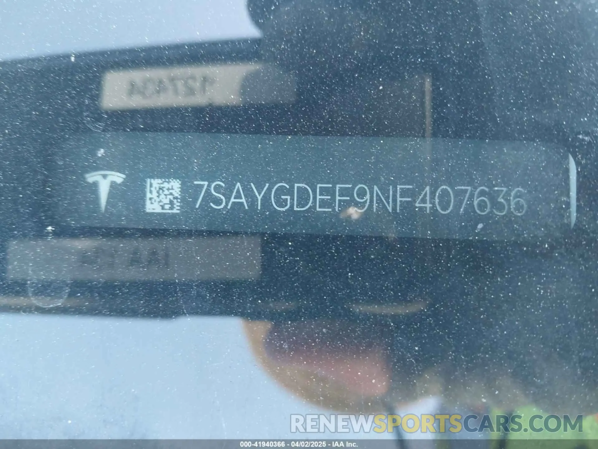 9 fotografías del automóvil dañado 7SAYGDEF9NF407636 TESLA MODEL Y 2022