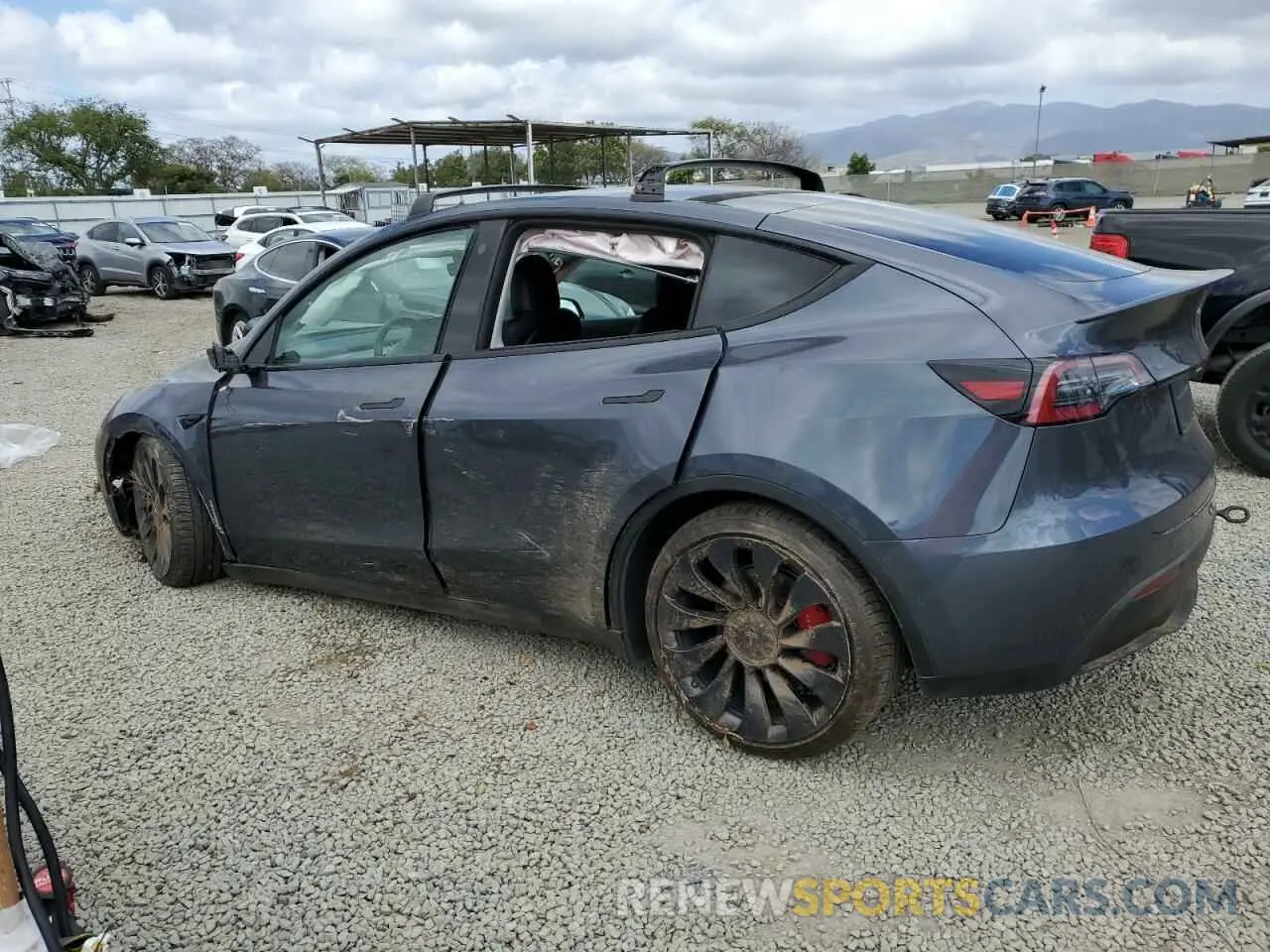 2 fotografías del automóvil dañado 7SAYGDEF9NF464550 TESLA MODEL Y 2022