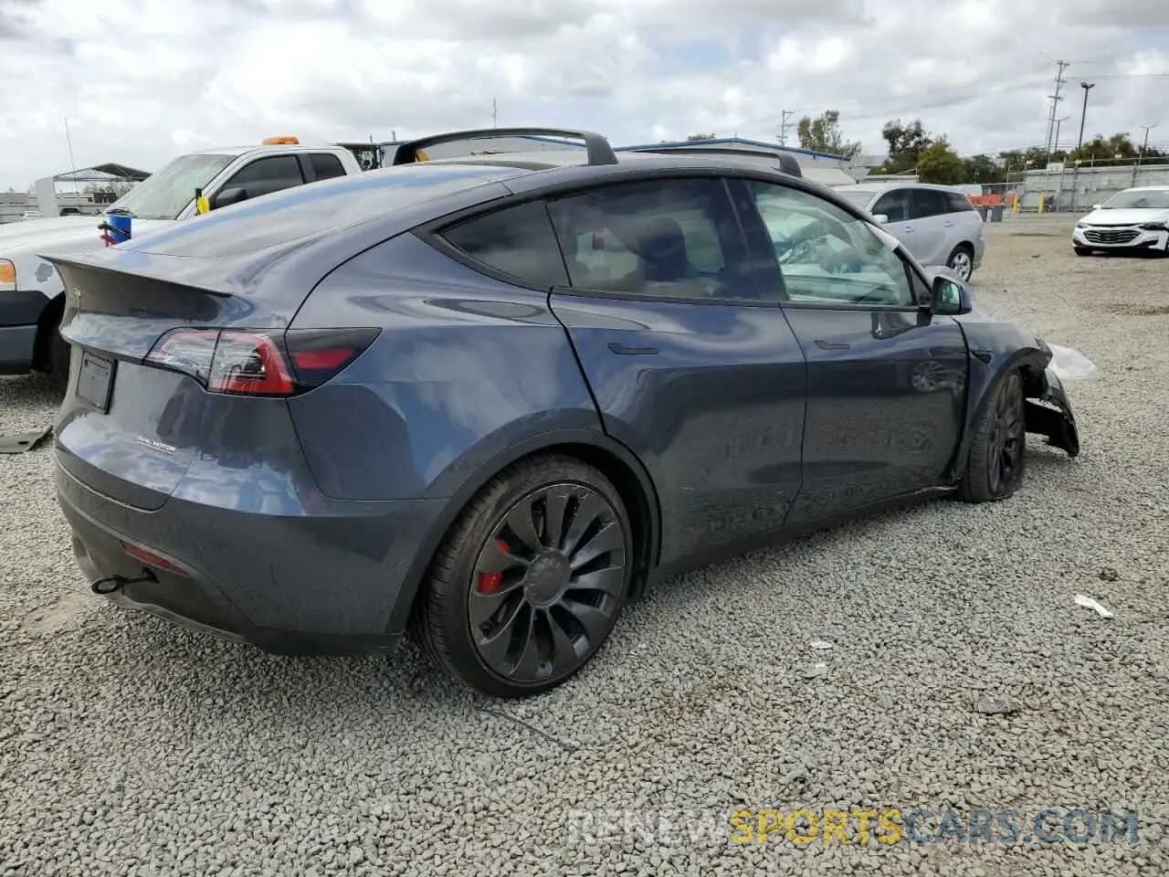 3 fotografías del automóvil dañado 7SAYGDEF9NF464550 TESLA MODEL Y 2022