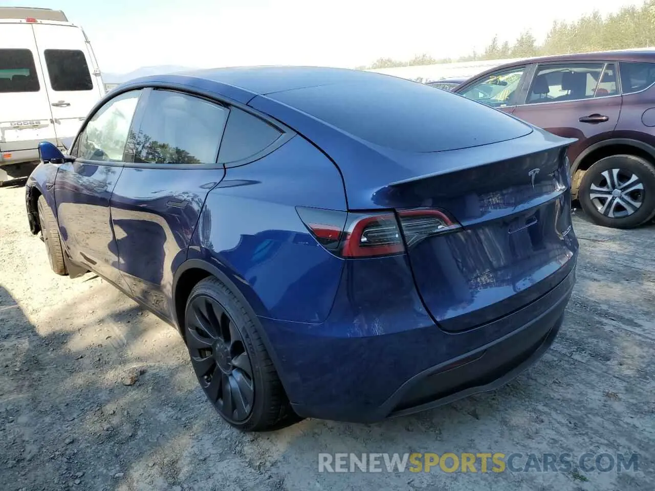 3 fotografías del automóvil dañado 7SAYGDEF9NF465424 TESLA MODEL Y 2022