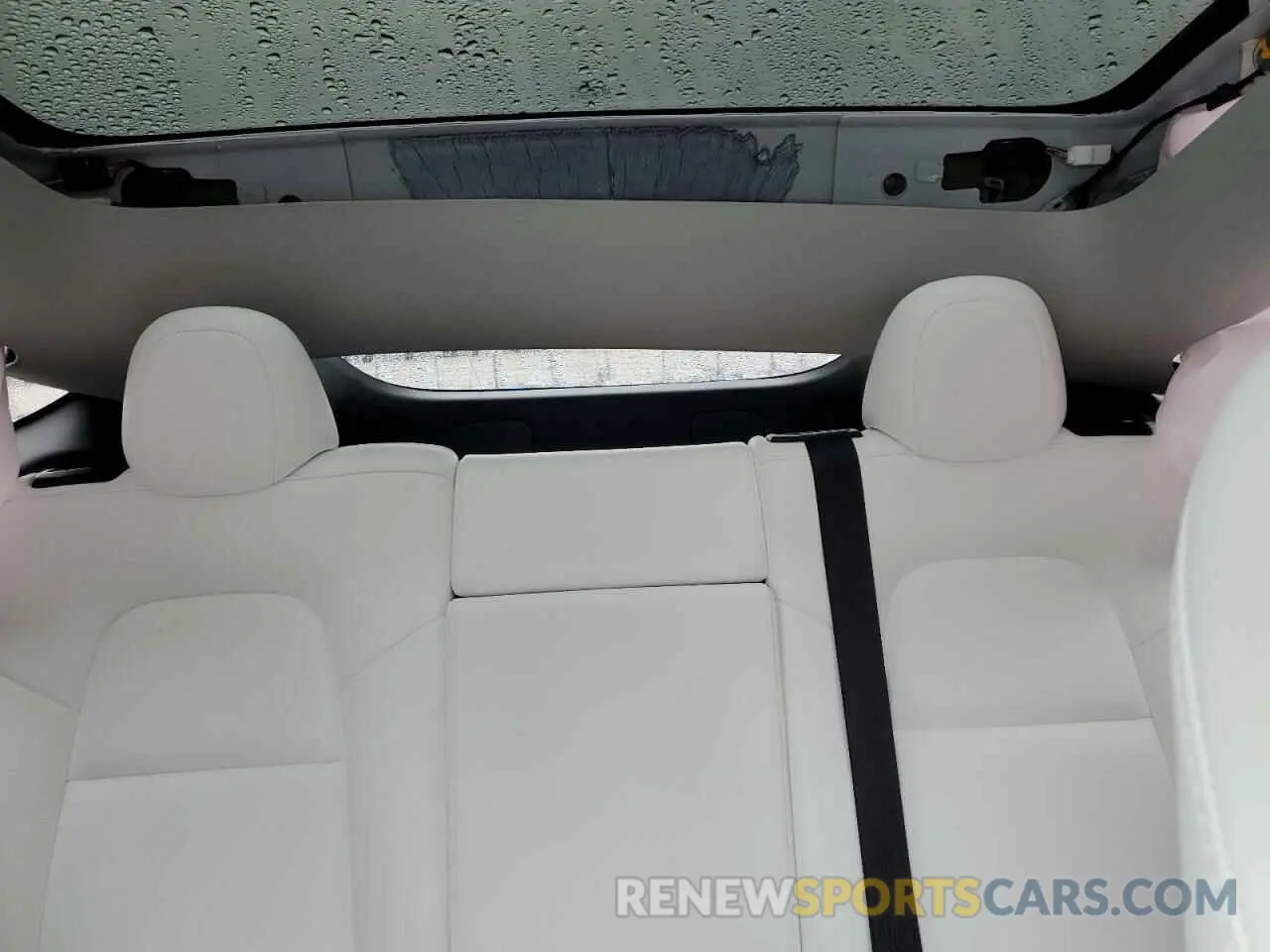 10 fotografías del automóvil dañado 7SAYGDEF9NF523483 TESLA MODEL Y 2022