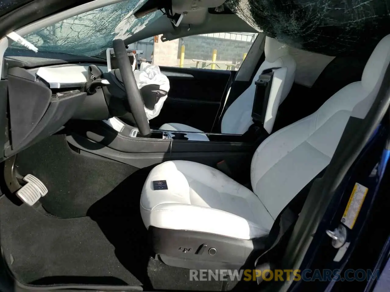 7 fotografías del automóvil dañado 7SAYGDEF9NF530157 TESLA MODEL Y 2022