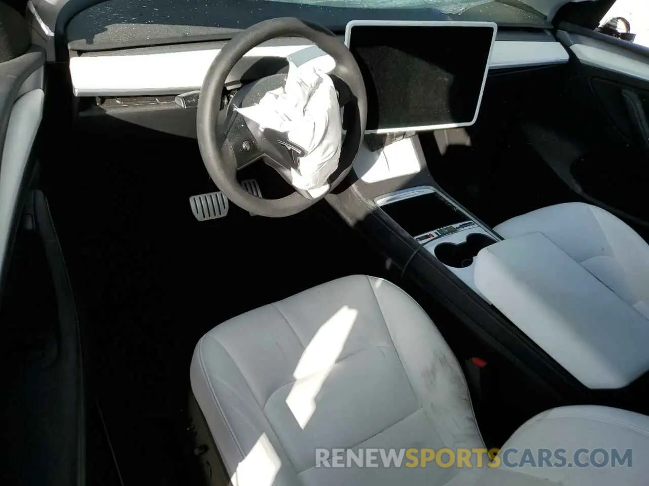 8 fotografías del automóvil dañado 7SAYGDEF9NF530157 TESLA MODEL Y 2022