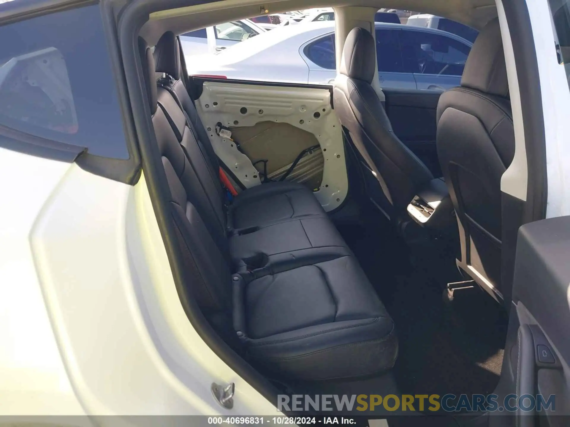 7 fotografías del automóvil dañado 7SAYGDEF9NF536623 TESLA MODEL Y 2022