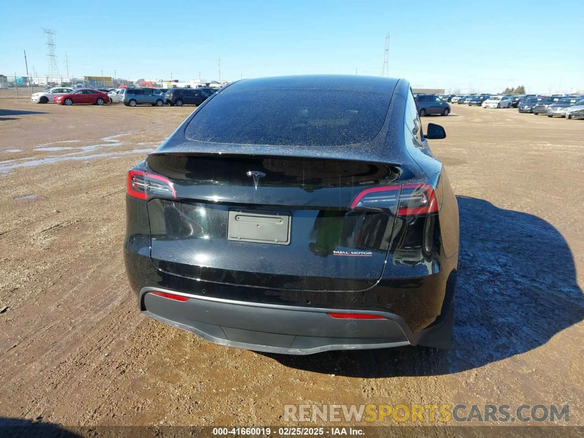 17 fotografías del automóvil dañado 7SAYGDEFXNF313636 TESLA MODEL Y 2022